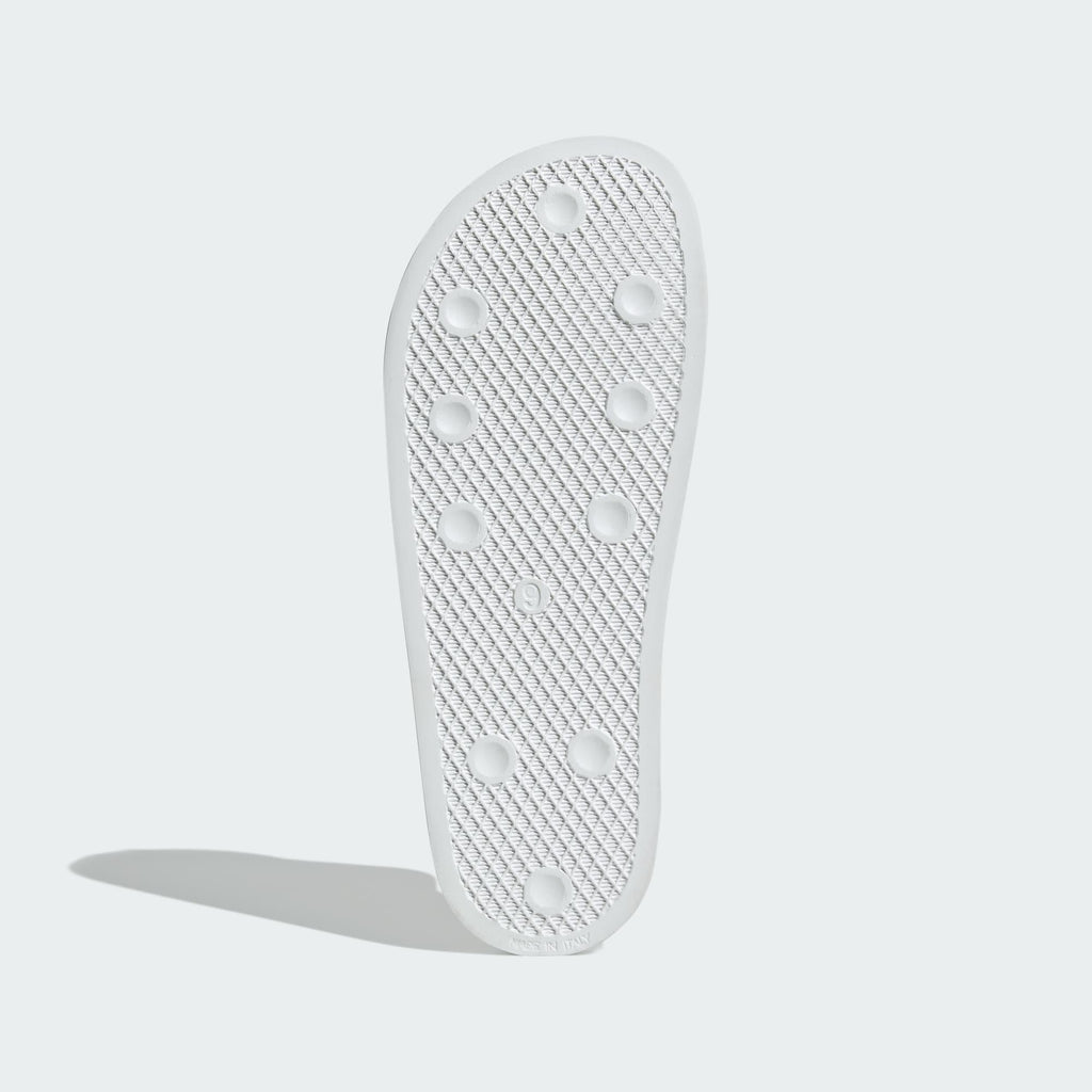 ADILETTE 