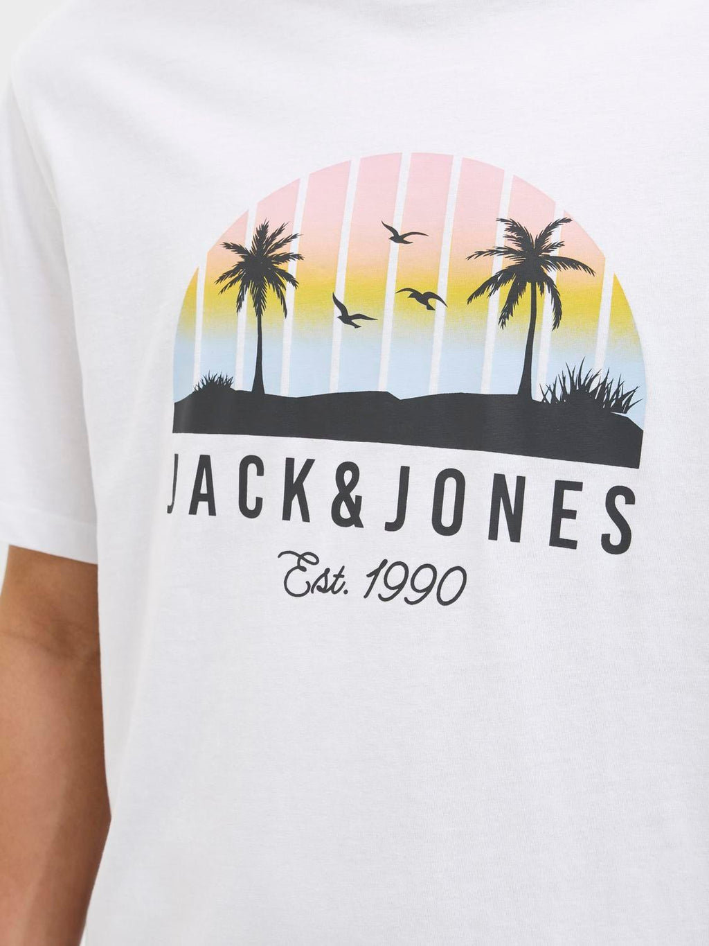 12269418/White JACK AND JONES