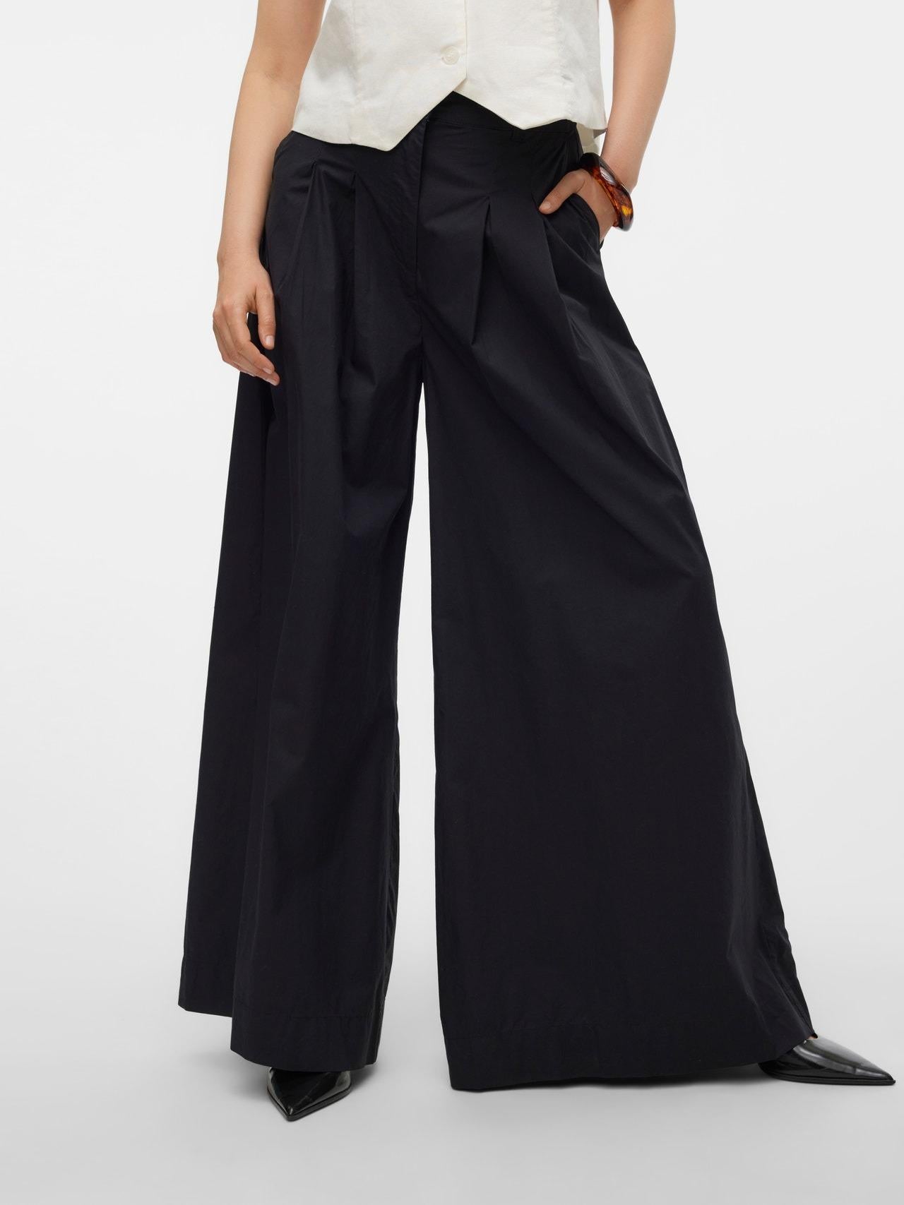 10306760/Black VERO MODA