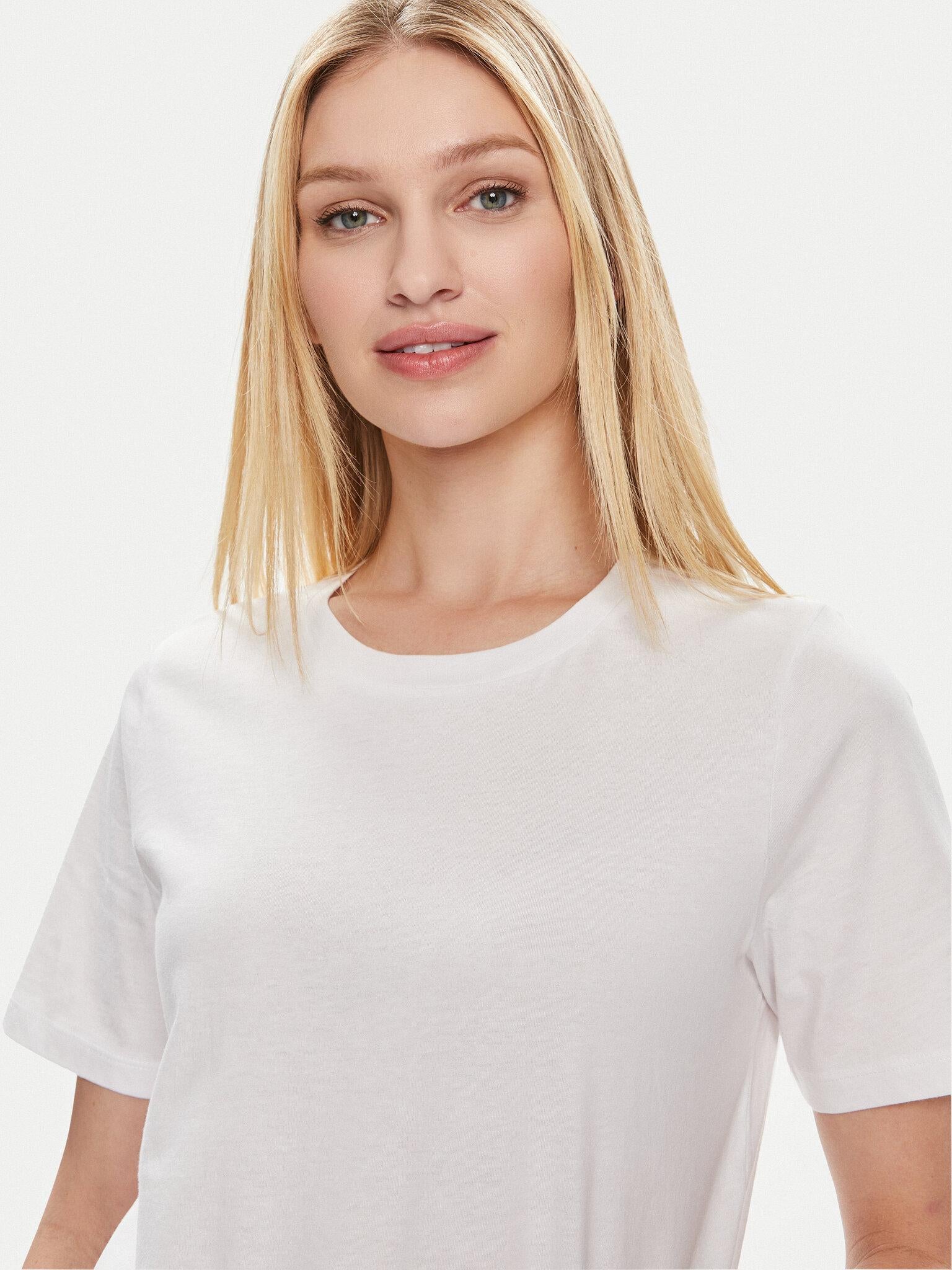 15270390/White ONLY