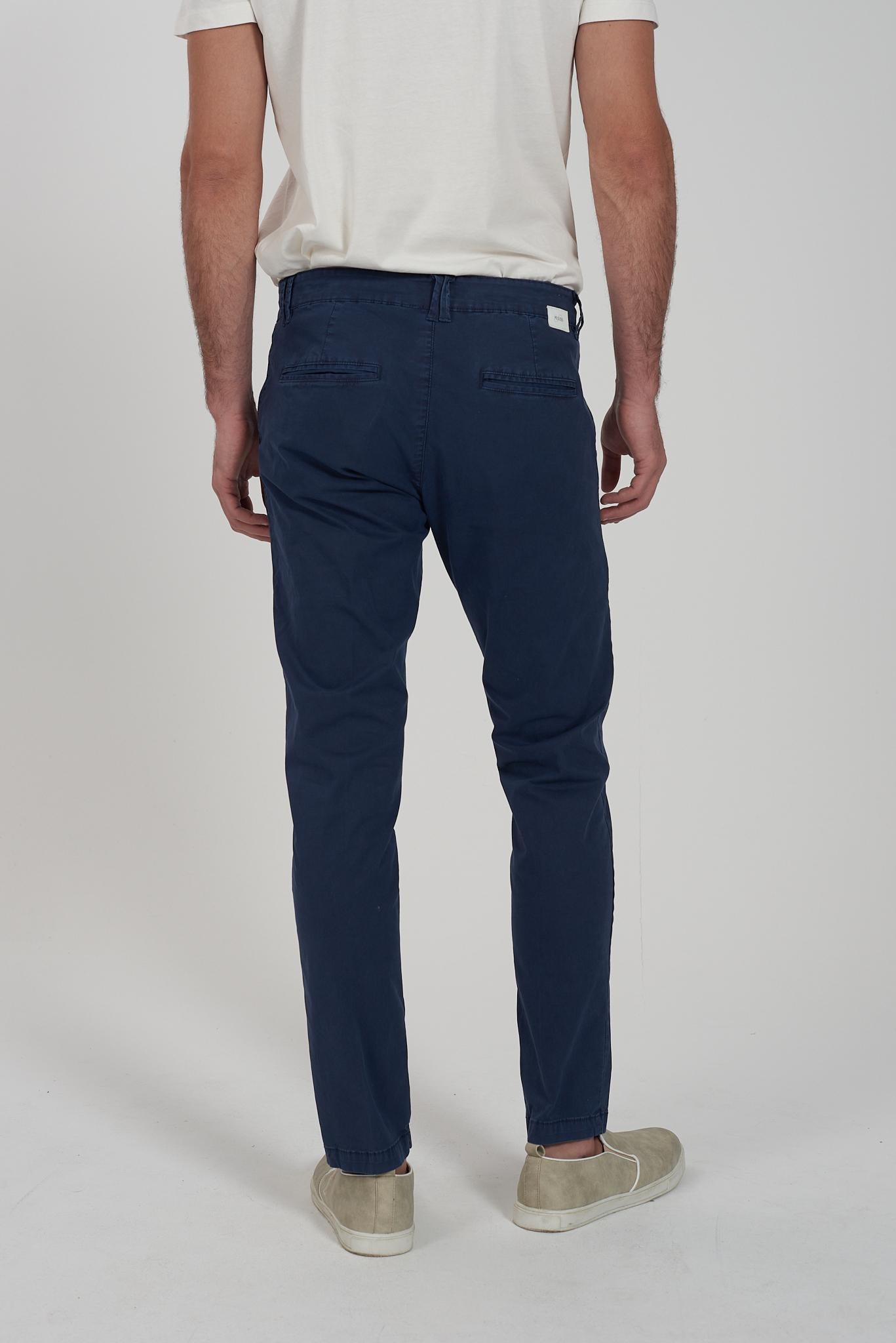 P630 PG00/0713 YES ZEE