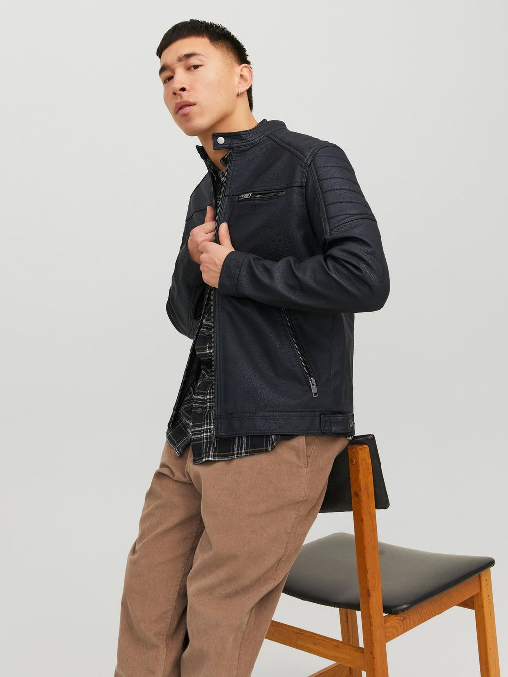 12147218/Black PU JACK AND JONES