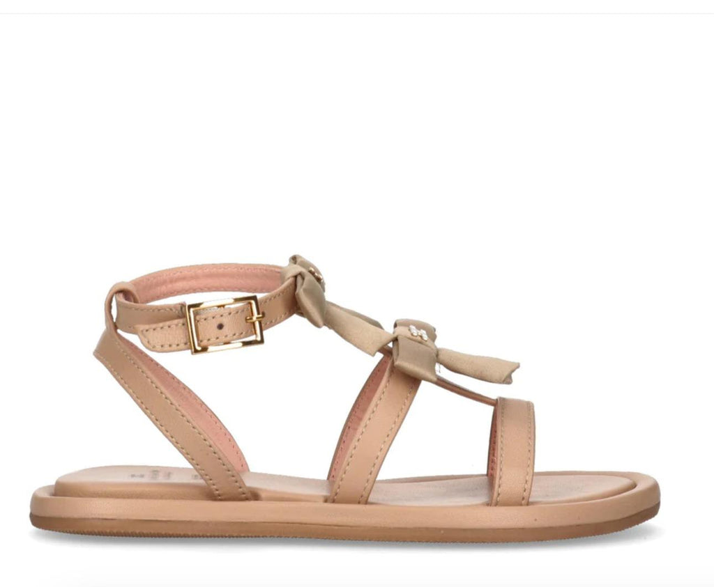 SANDAL 