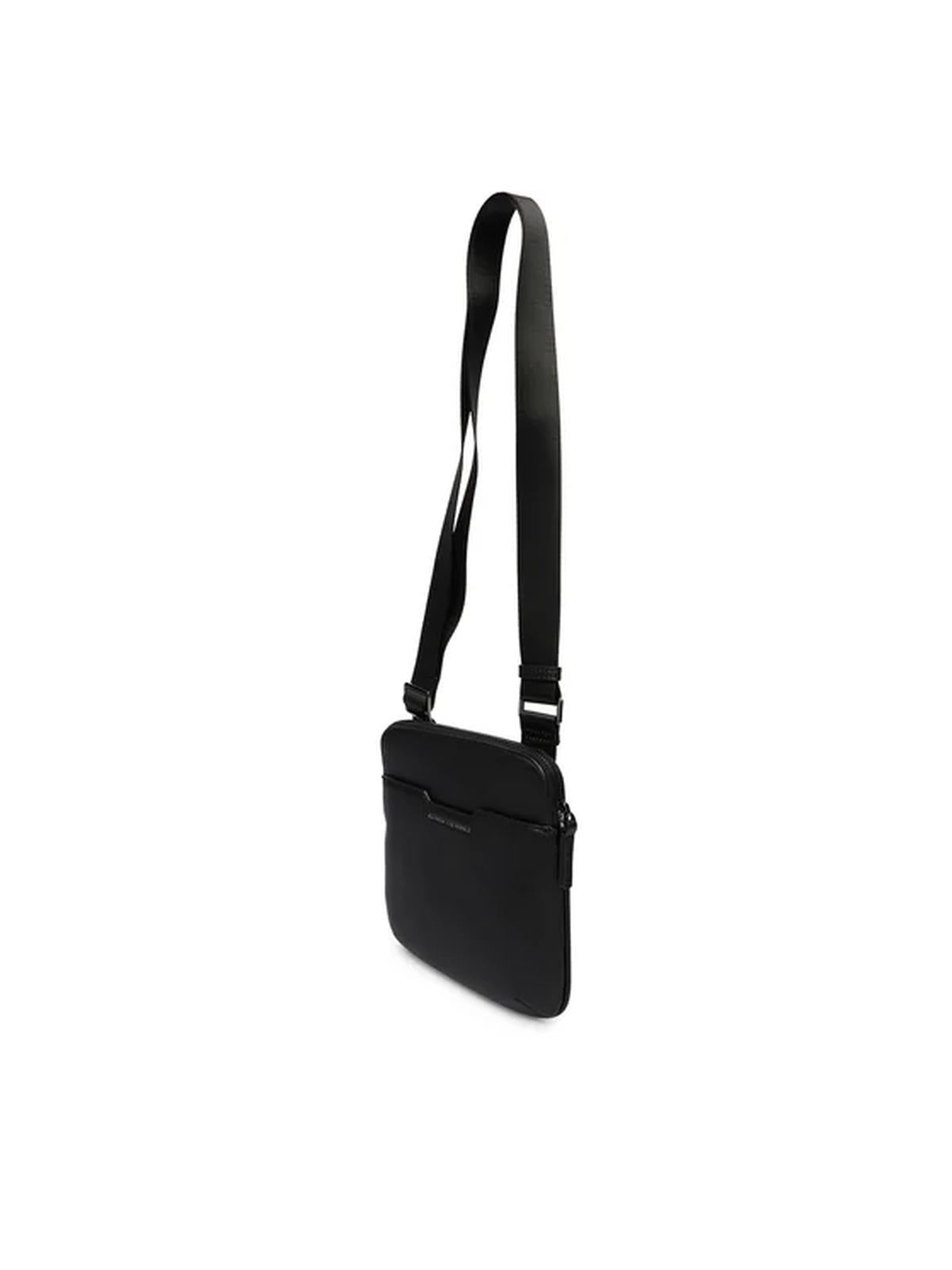 XM002586 AF22651/UC001 ARMANI EXCHANGE