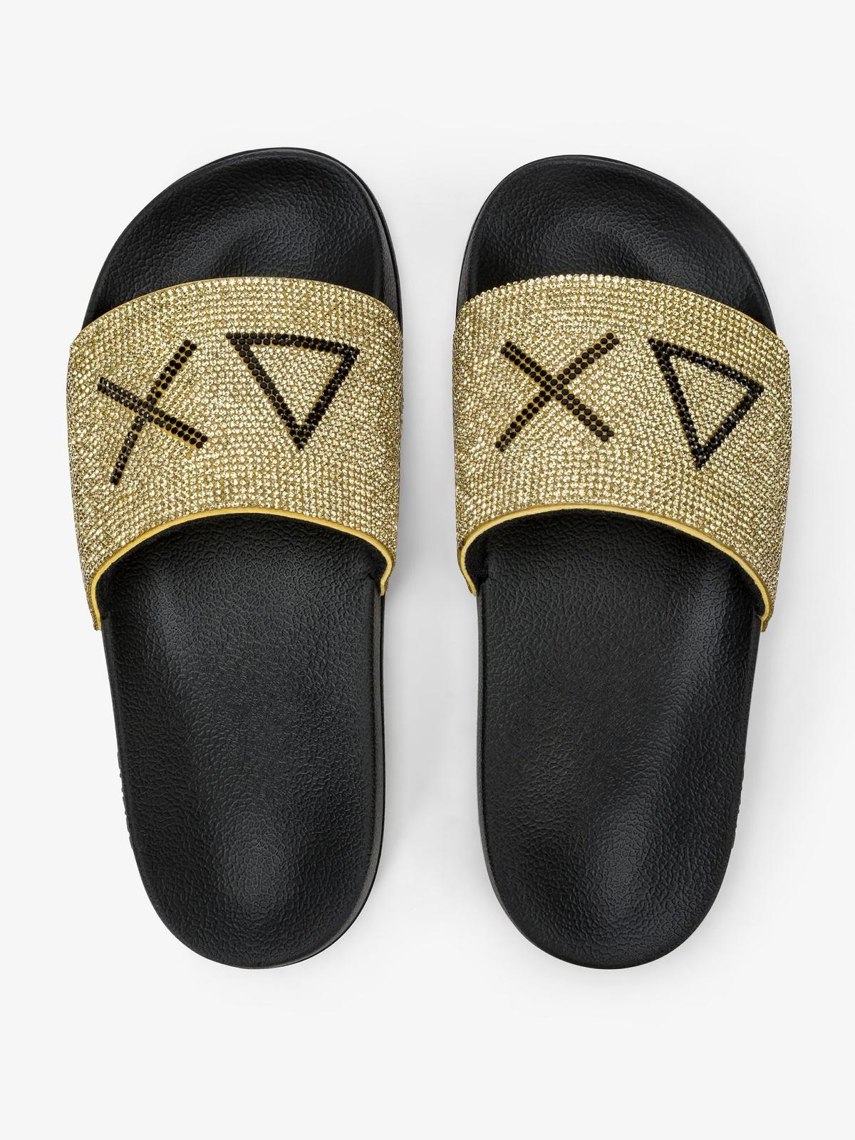SLIPPERS STRASS LOGO 