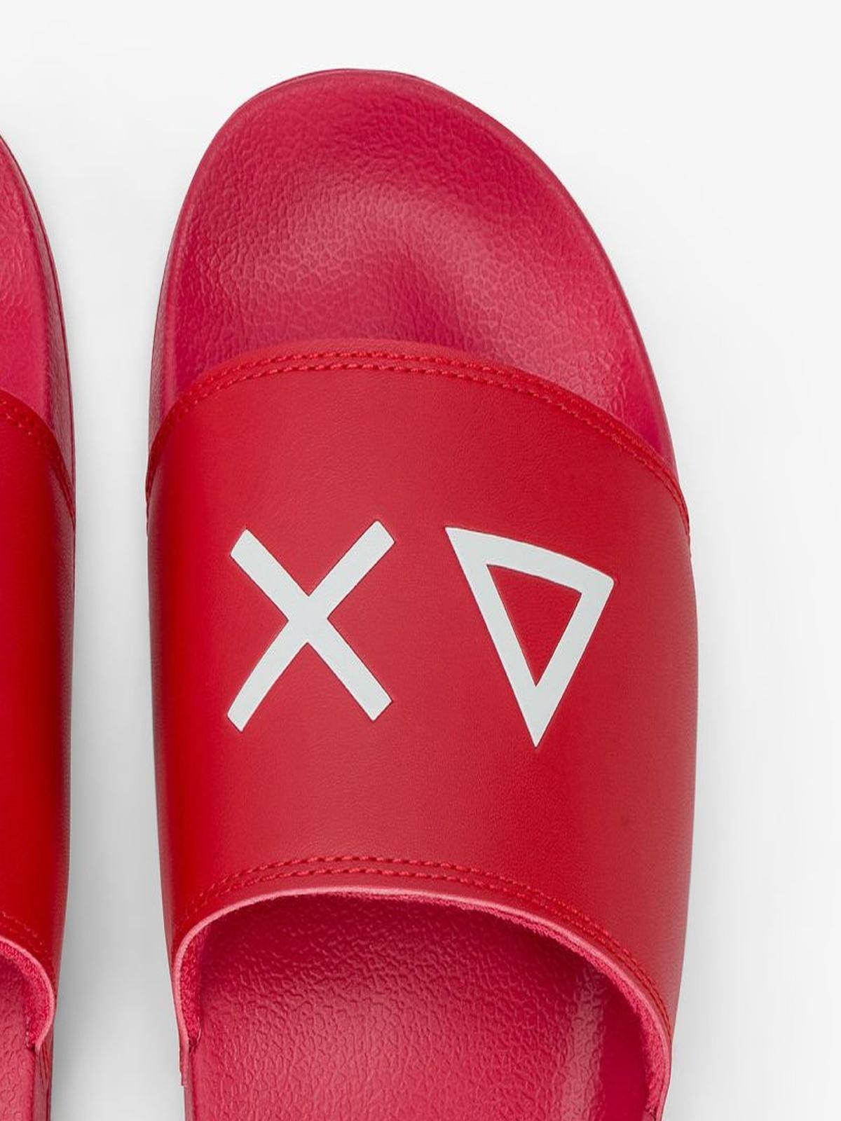 SLIPPERS LOGO 
