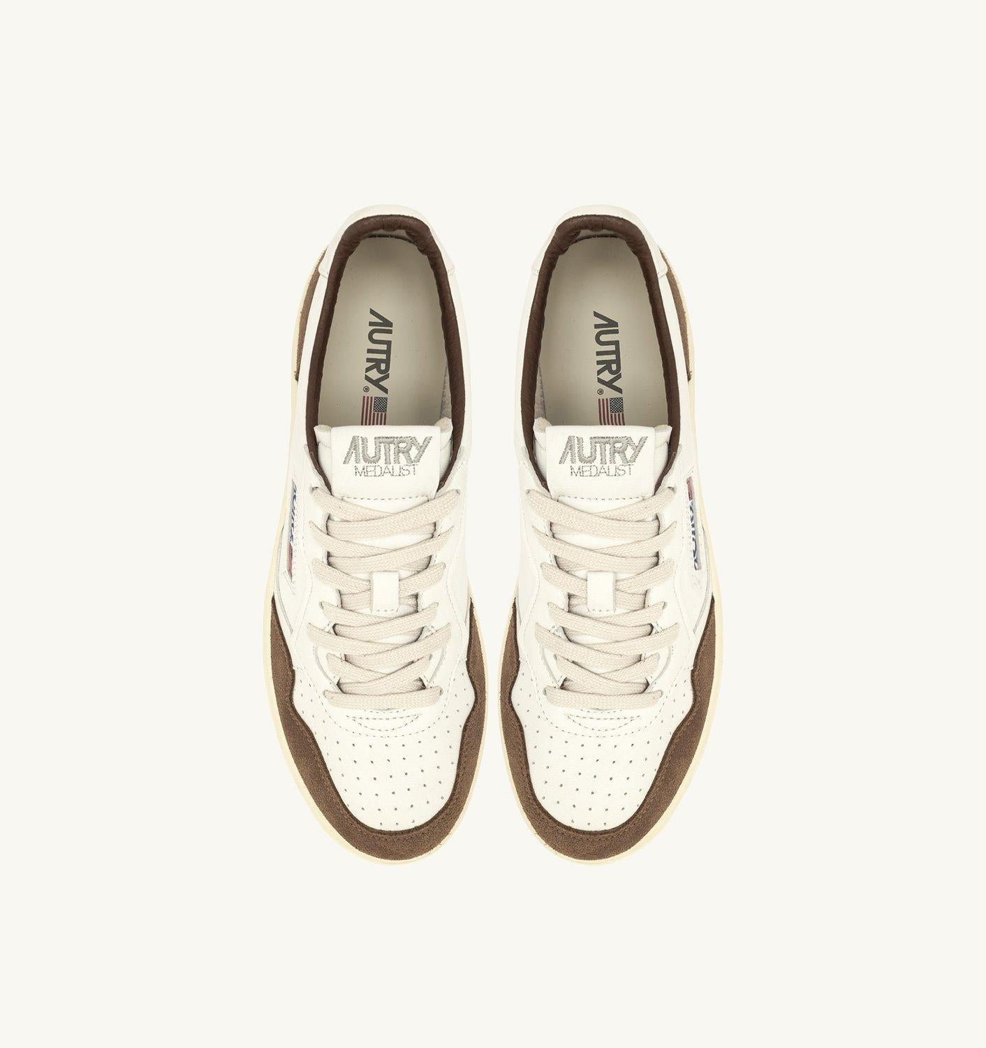 Sneakers Medalist basse in pelle bianca con inserti in suede 