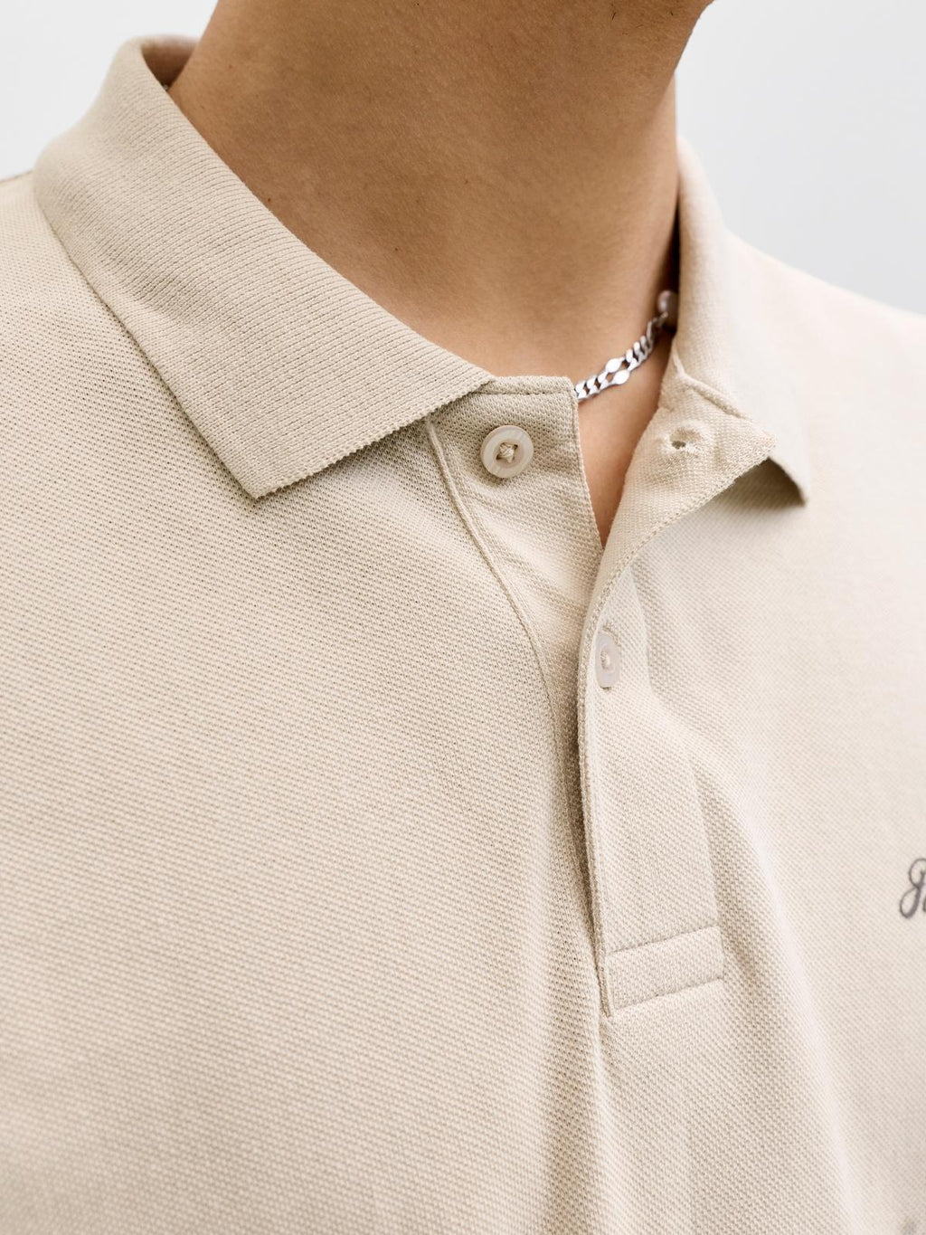 JJEARCHIVE GRAPHIC POLO SS LN 
