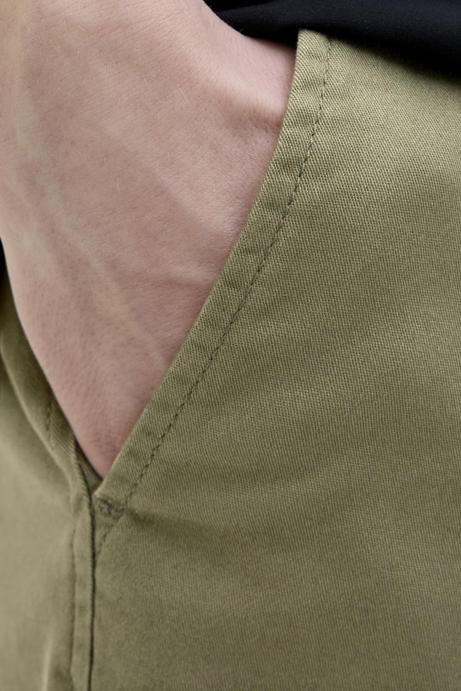 12270748/Deep Lichen Green JJ REBEL