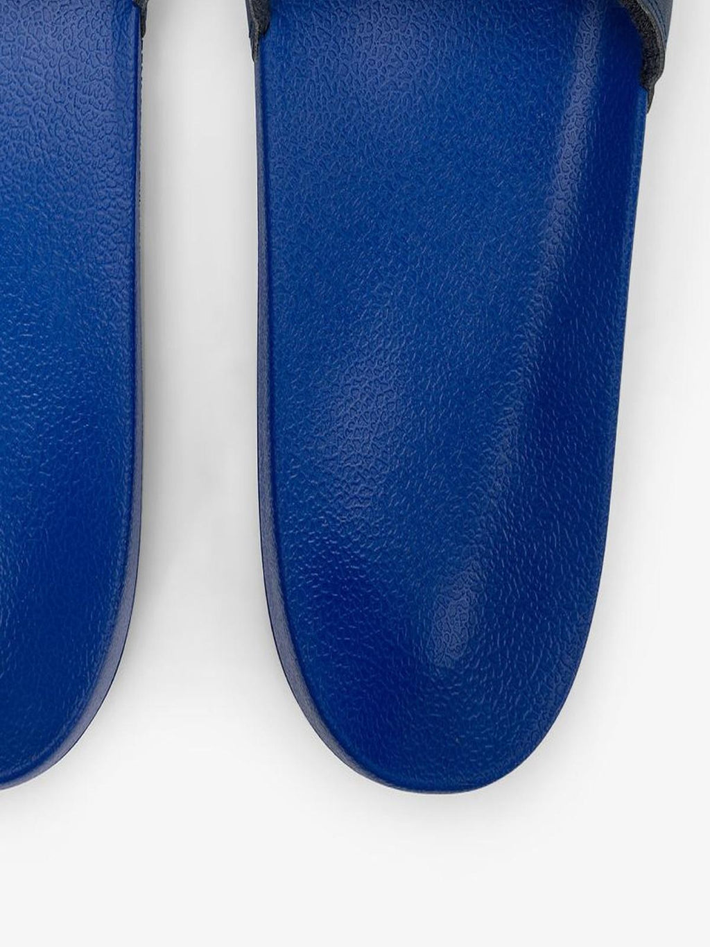 BEACH SLIPPERS 