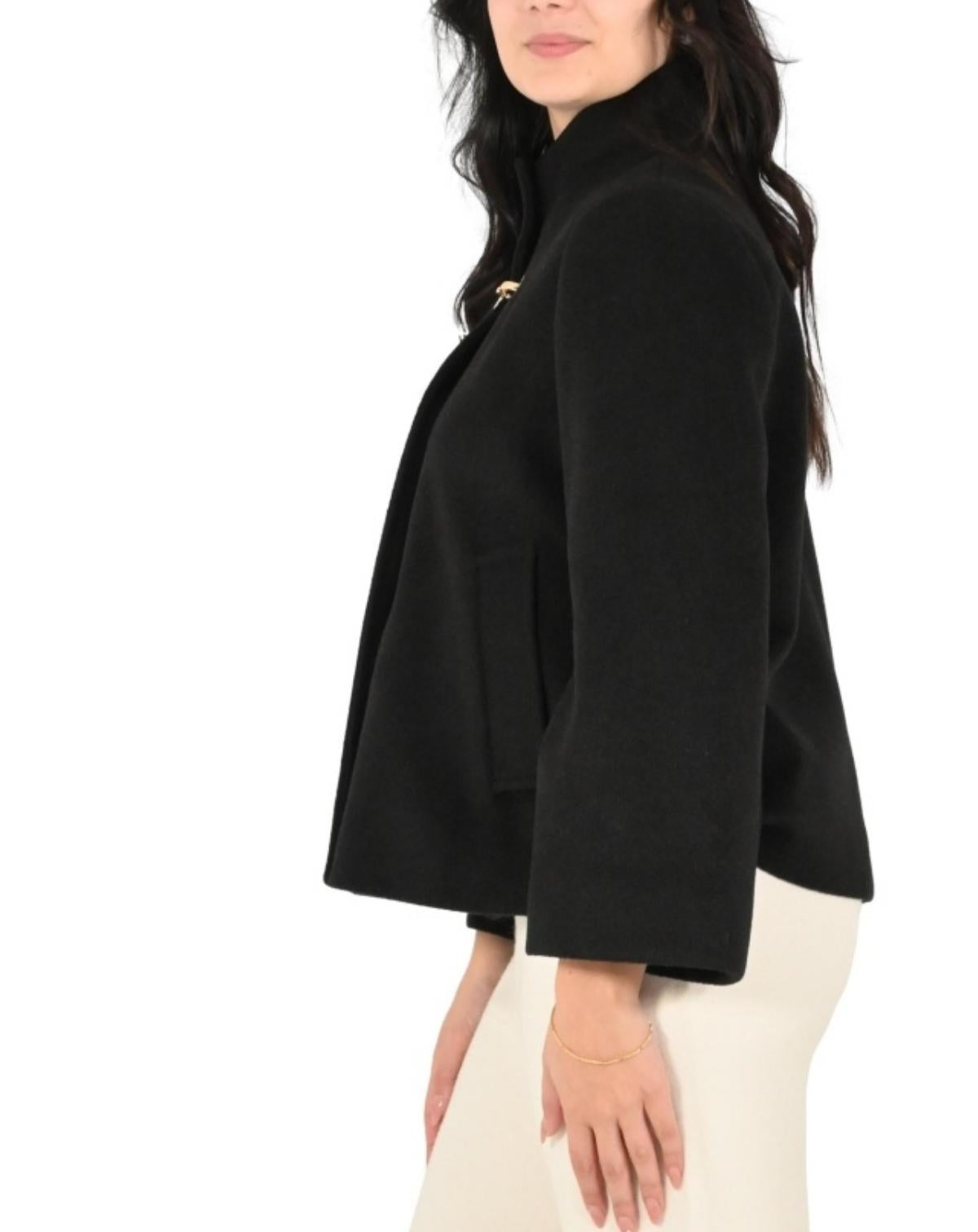 CAPPA CORTA CON GANCIO 