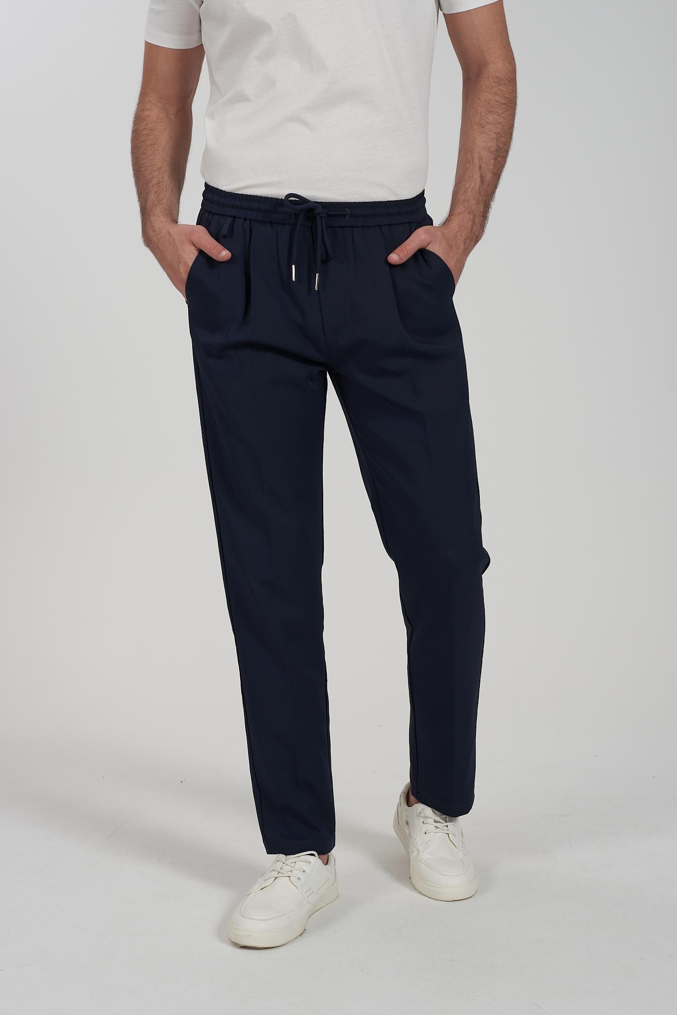 P690 KE00/0710 YES ZEE