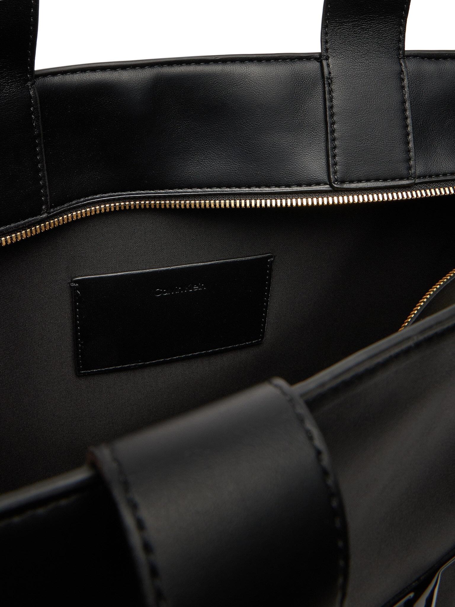 BOLD CK MEDIUM TOTE LV04F3218G/UB1 CALVIN KLEIN JEANS