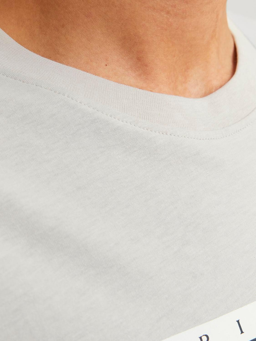 12250411/Moonbeam JACK AND JONES