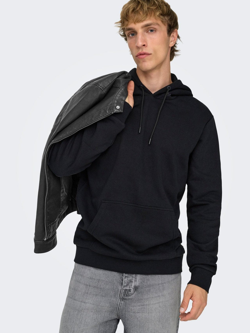 22012339/Black ONLY&SONS