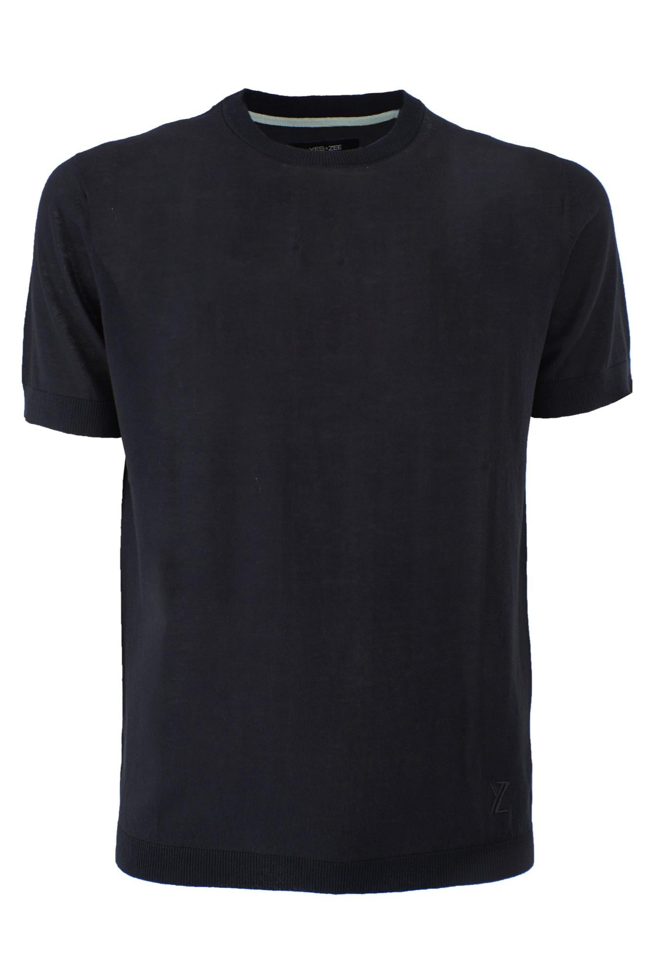 M715 DH00/0801 YES ZEE