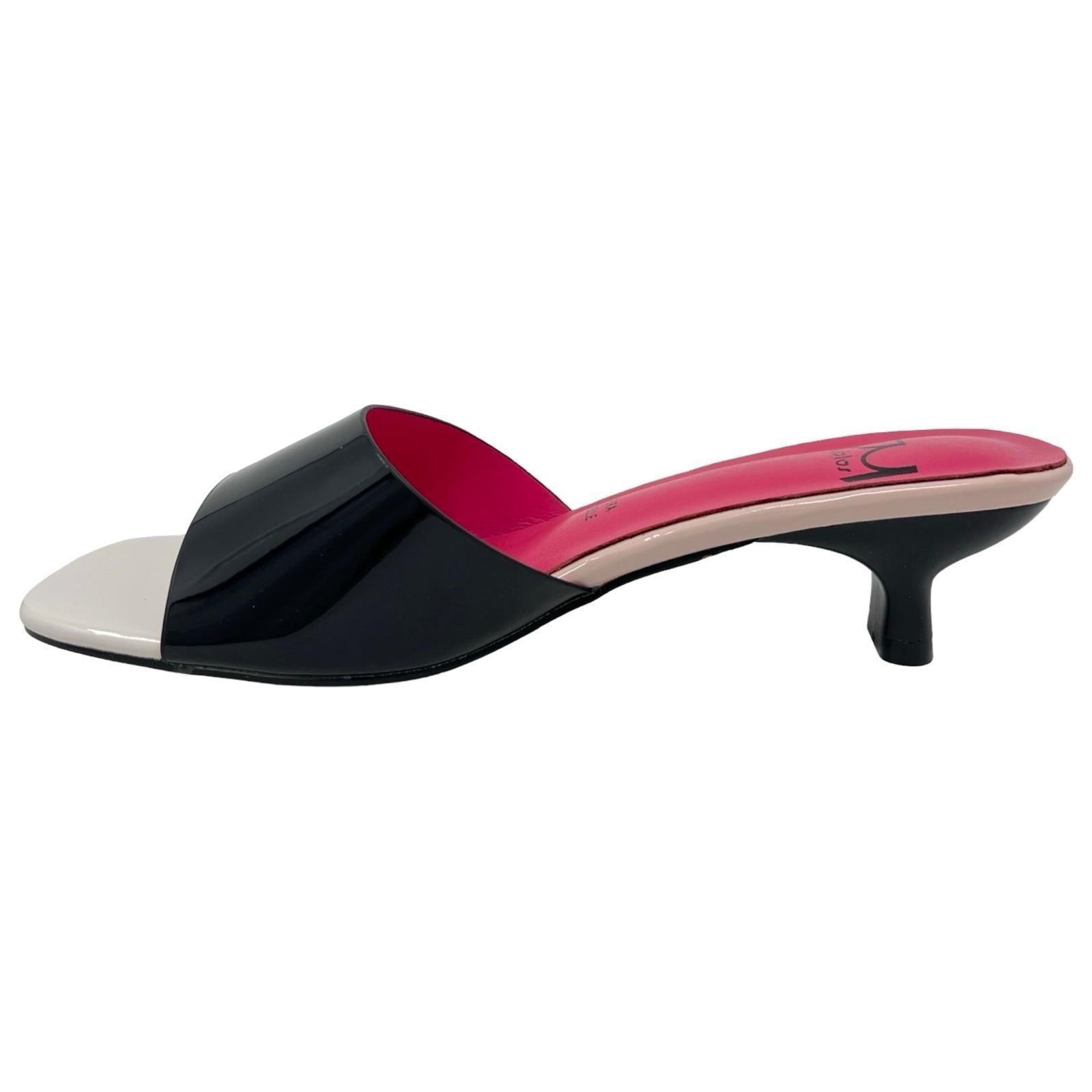 HIGH HEELS 