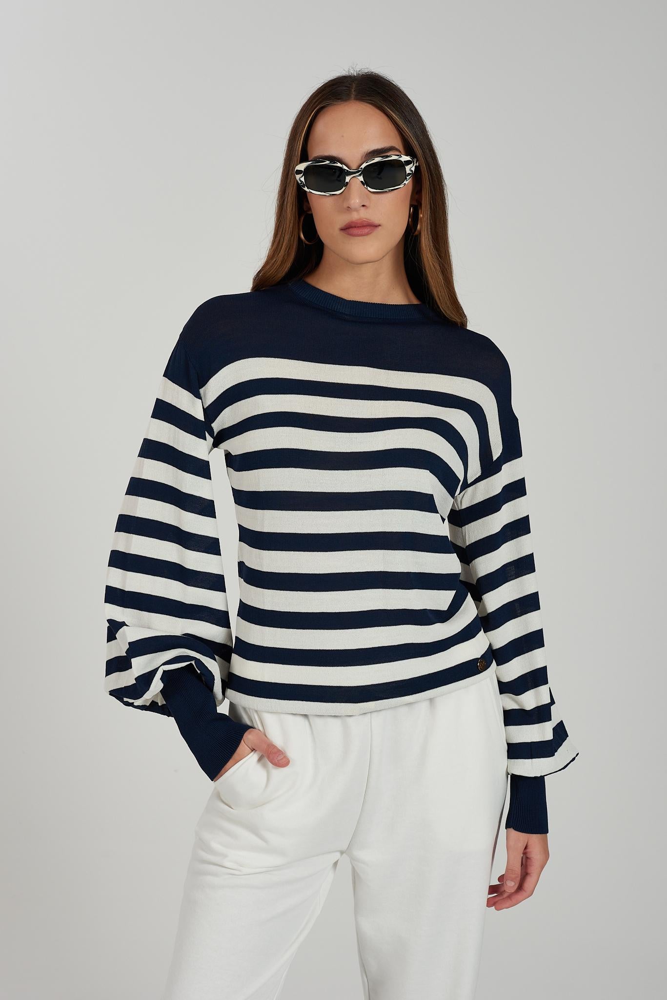 M405 LG00/2713 YES ZEE