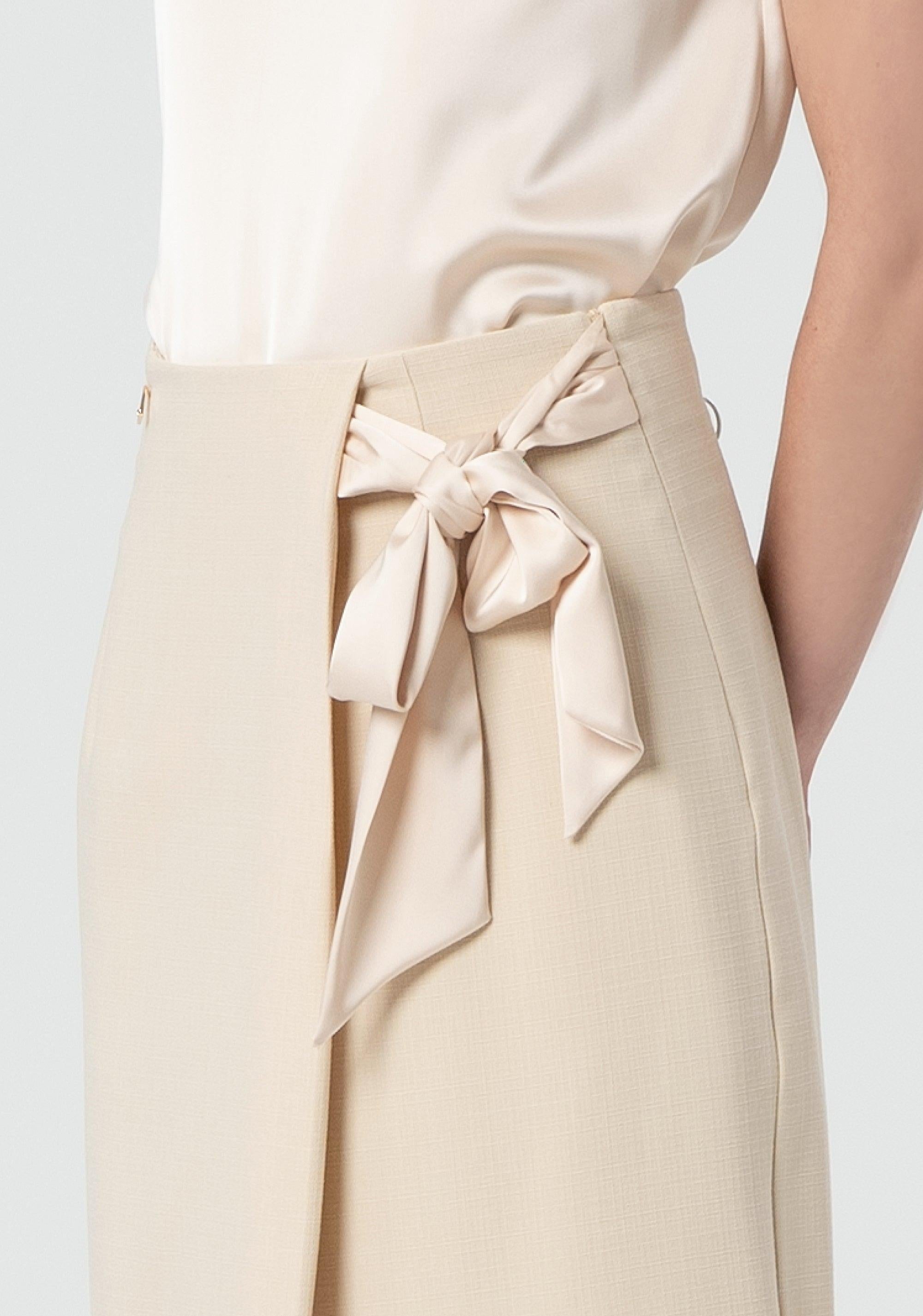 MIDI SKIRT WITH FAKE BOW CLOSURE SA 