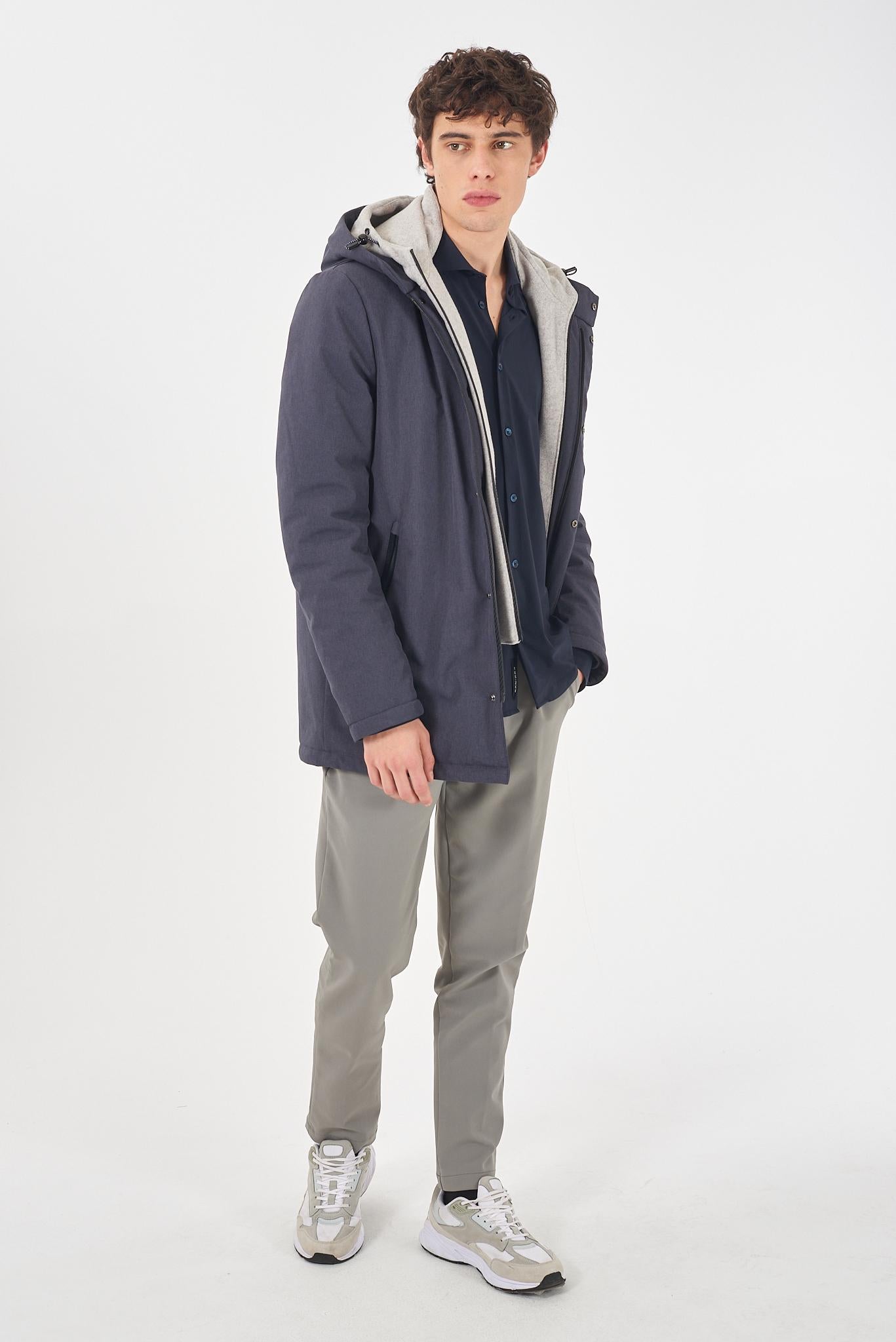 O832 B600/0710 YES ZEE