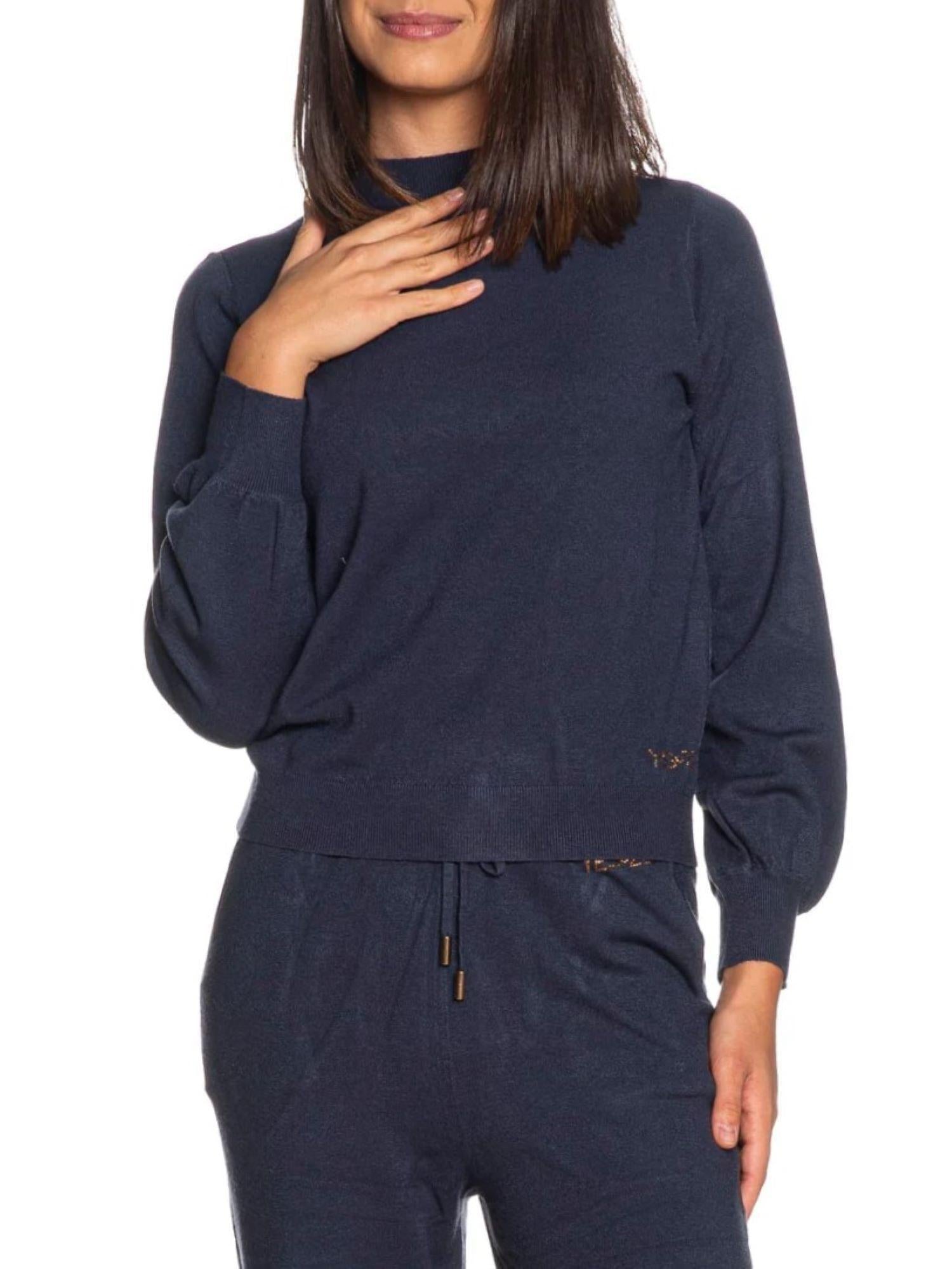 M002 RU00/0710 YES ZEE