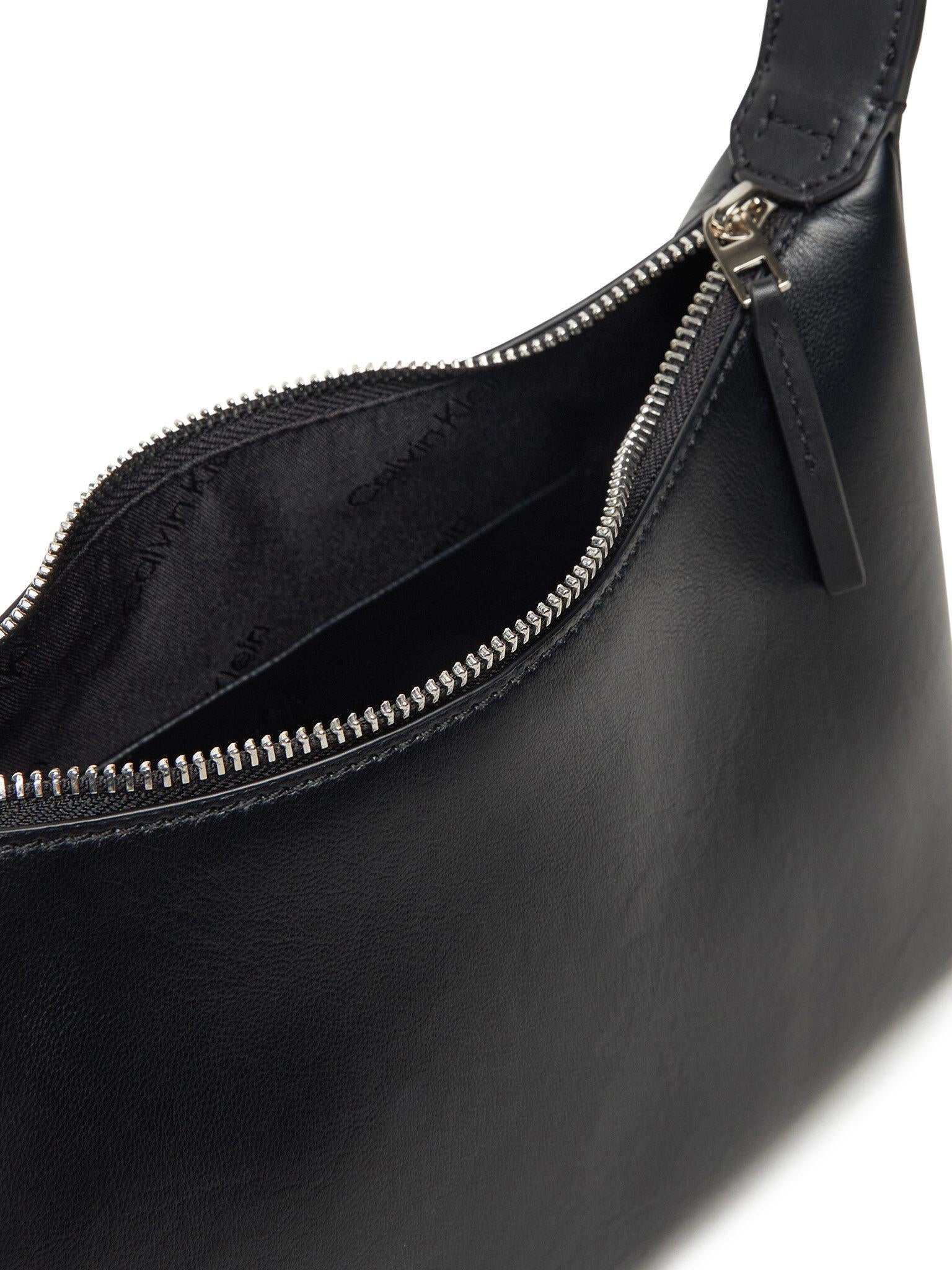 HARDWARE STRAP MEDIUM CROSSBODY 