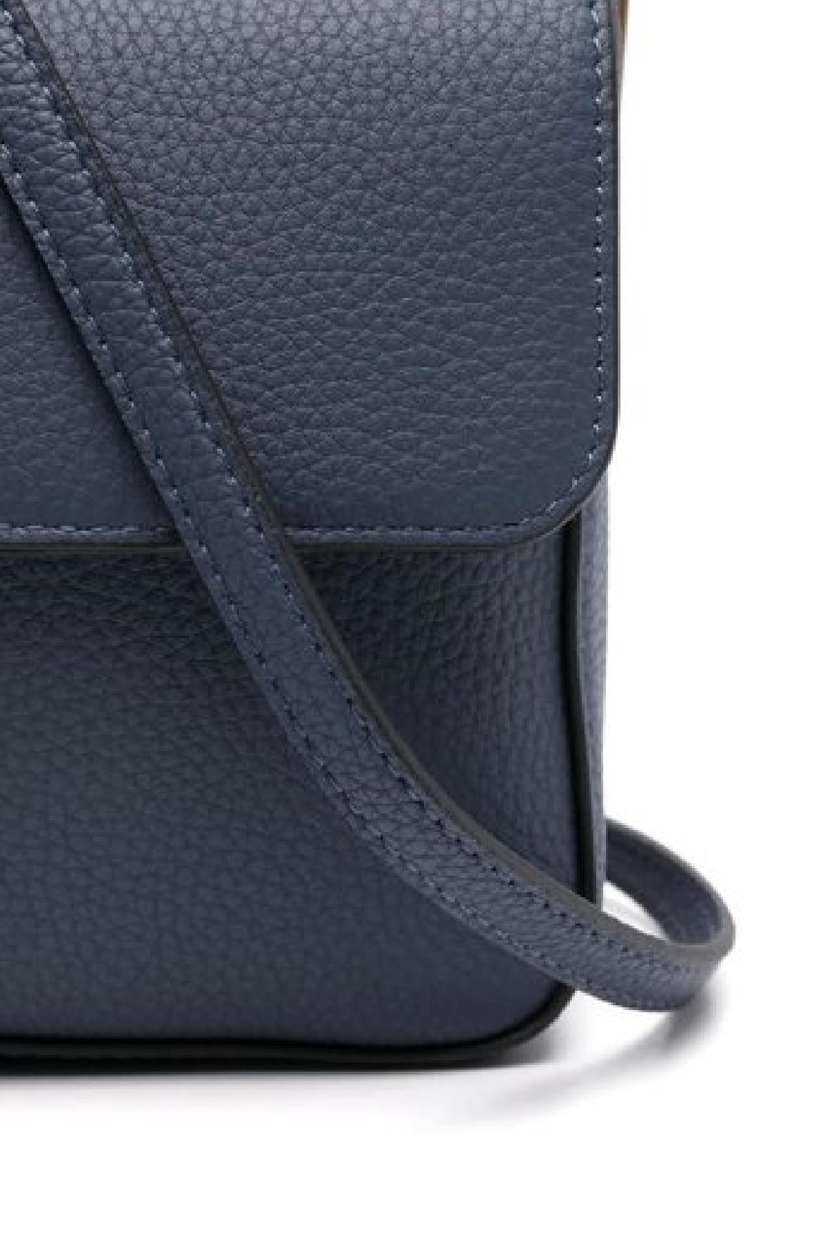 104524 A2OX/G08Q PINKO