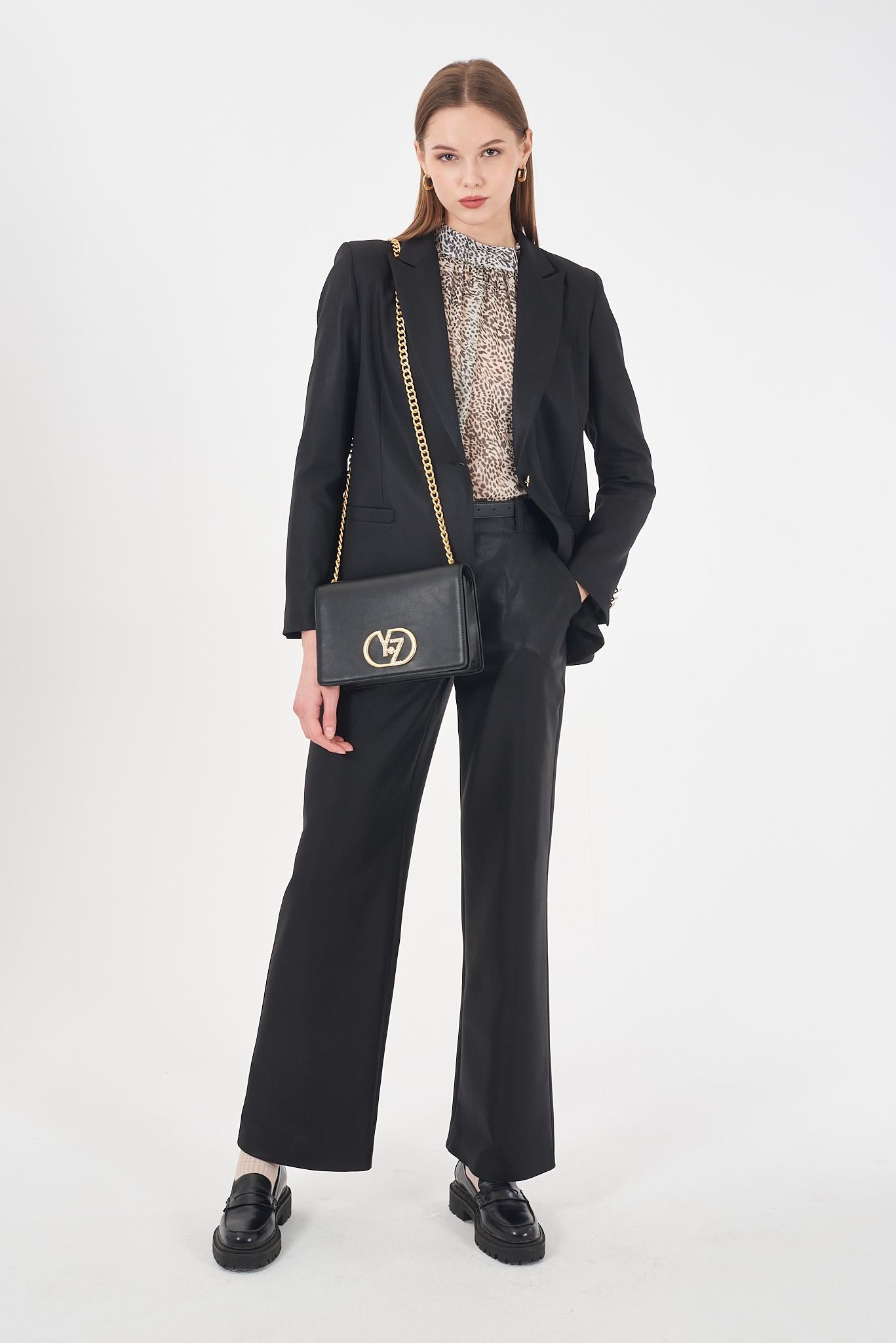 W001 AA00/0801 YES ZEE