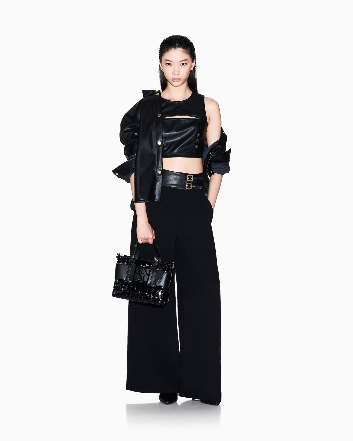 XW000677 AF16149/UC001 ARMANI EXCHANGE