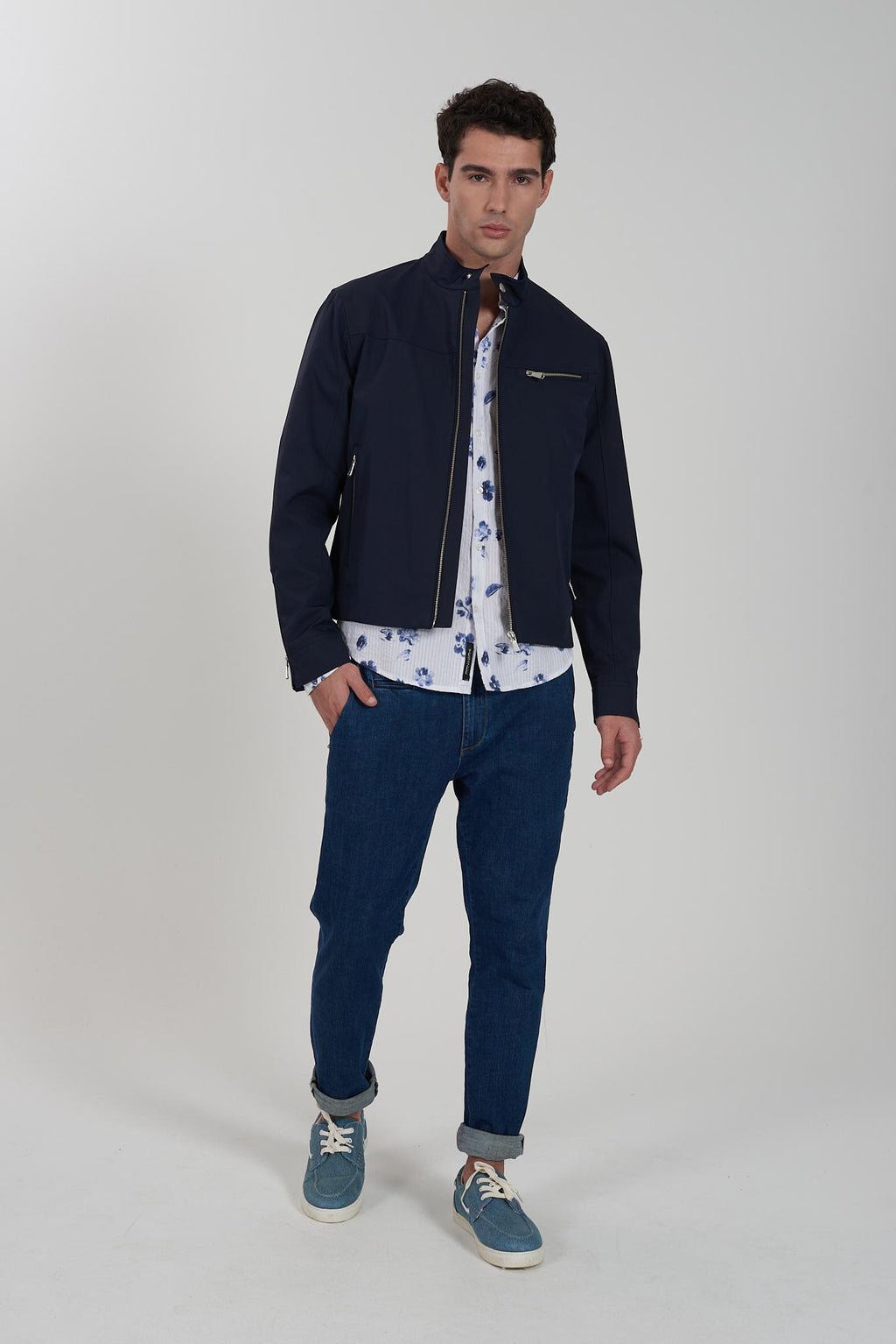 J505 YH00/0710 YES ZEE