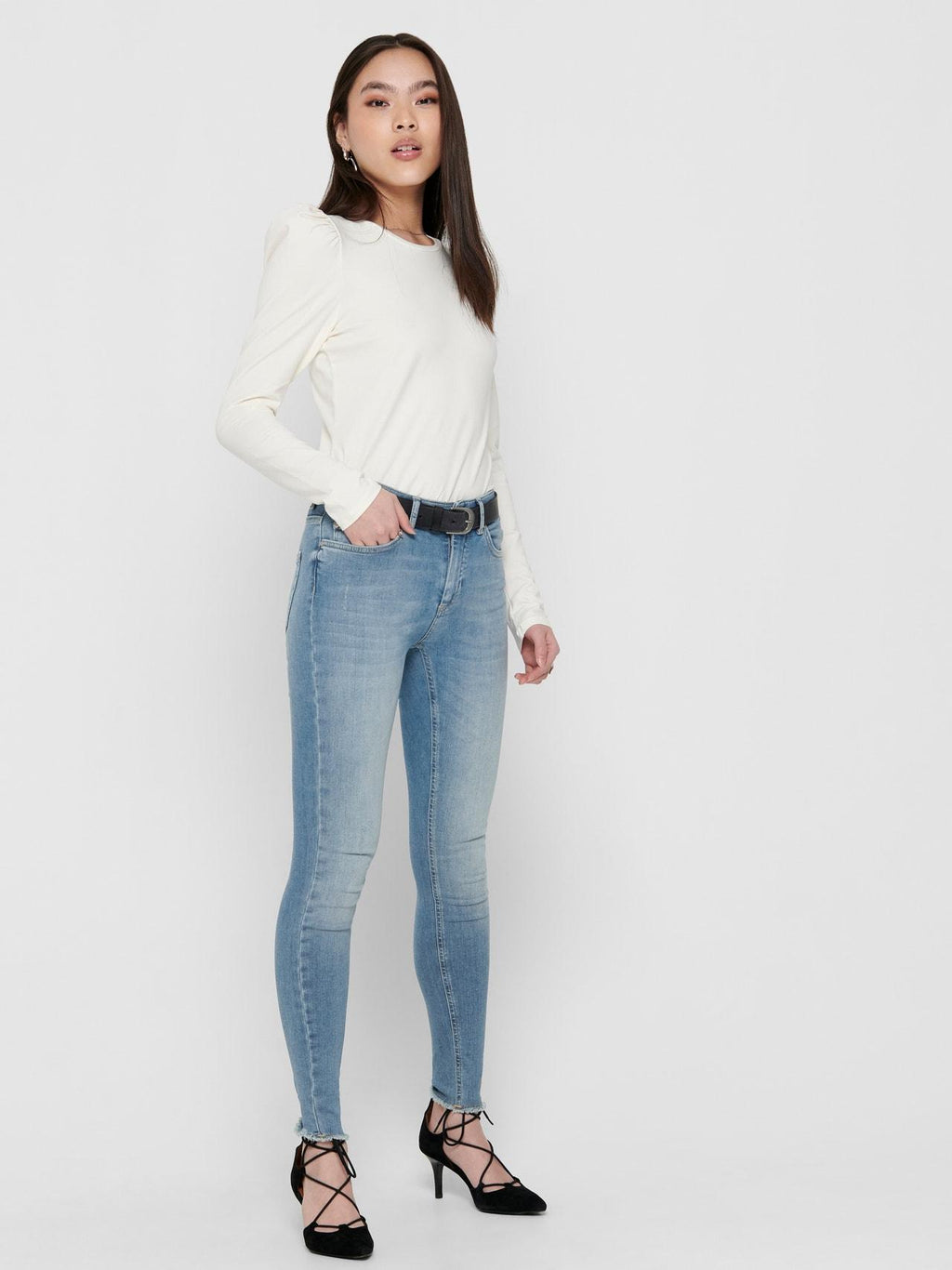 15162363/Light Blue Denim ONLY