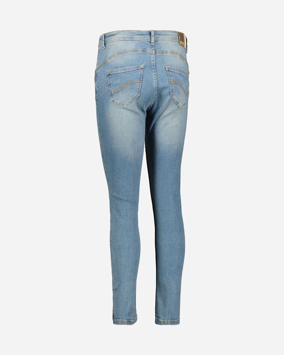 P377 W295/J726 YES ZEE