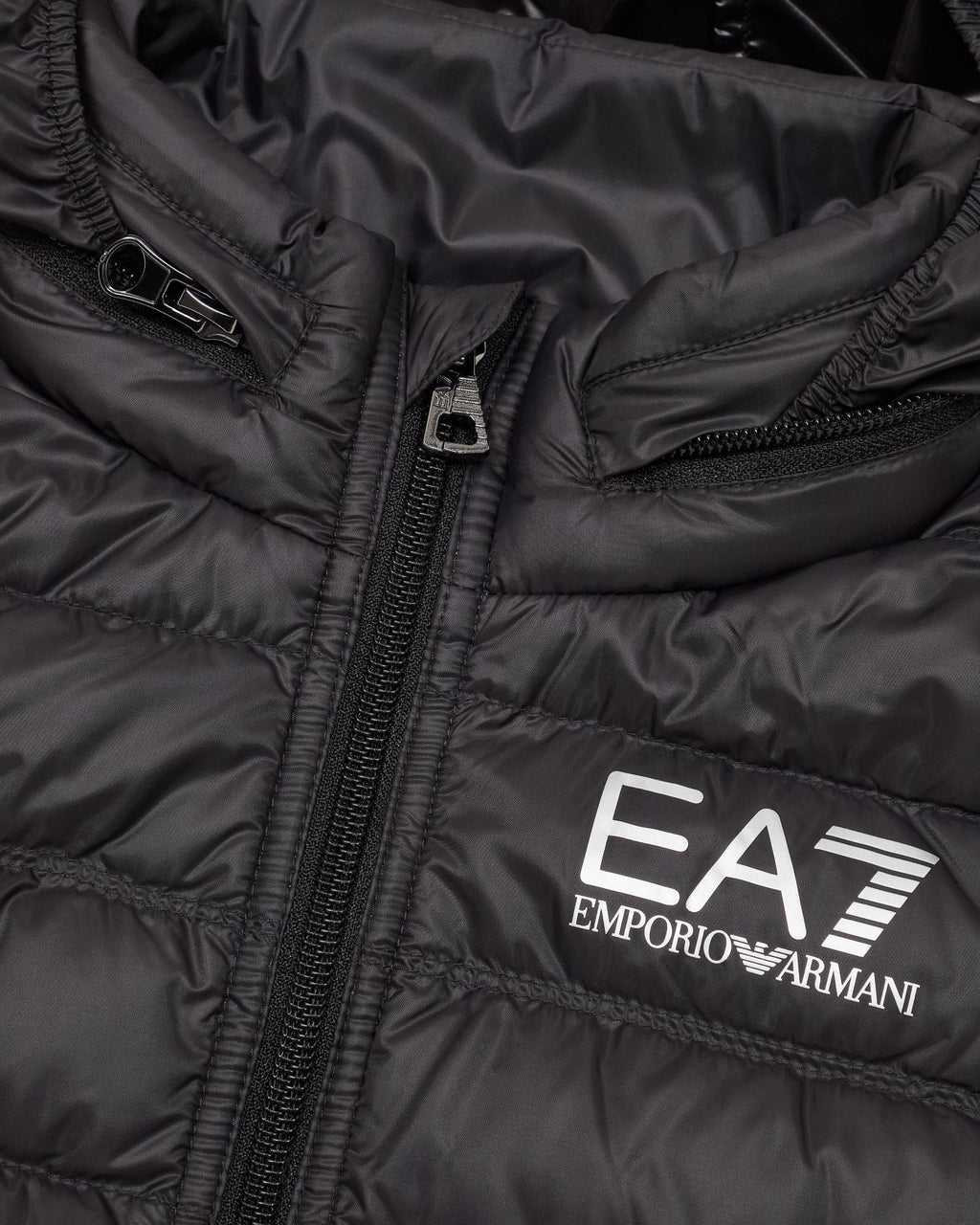 7B000034 AF12477/UC001 EMPORIO ARMANI EA7