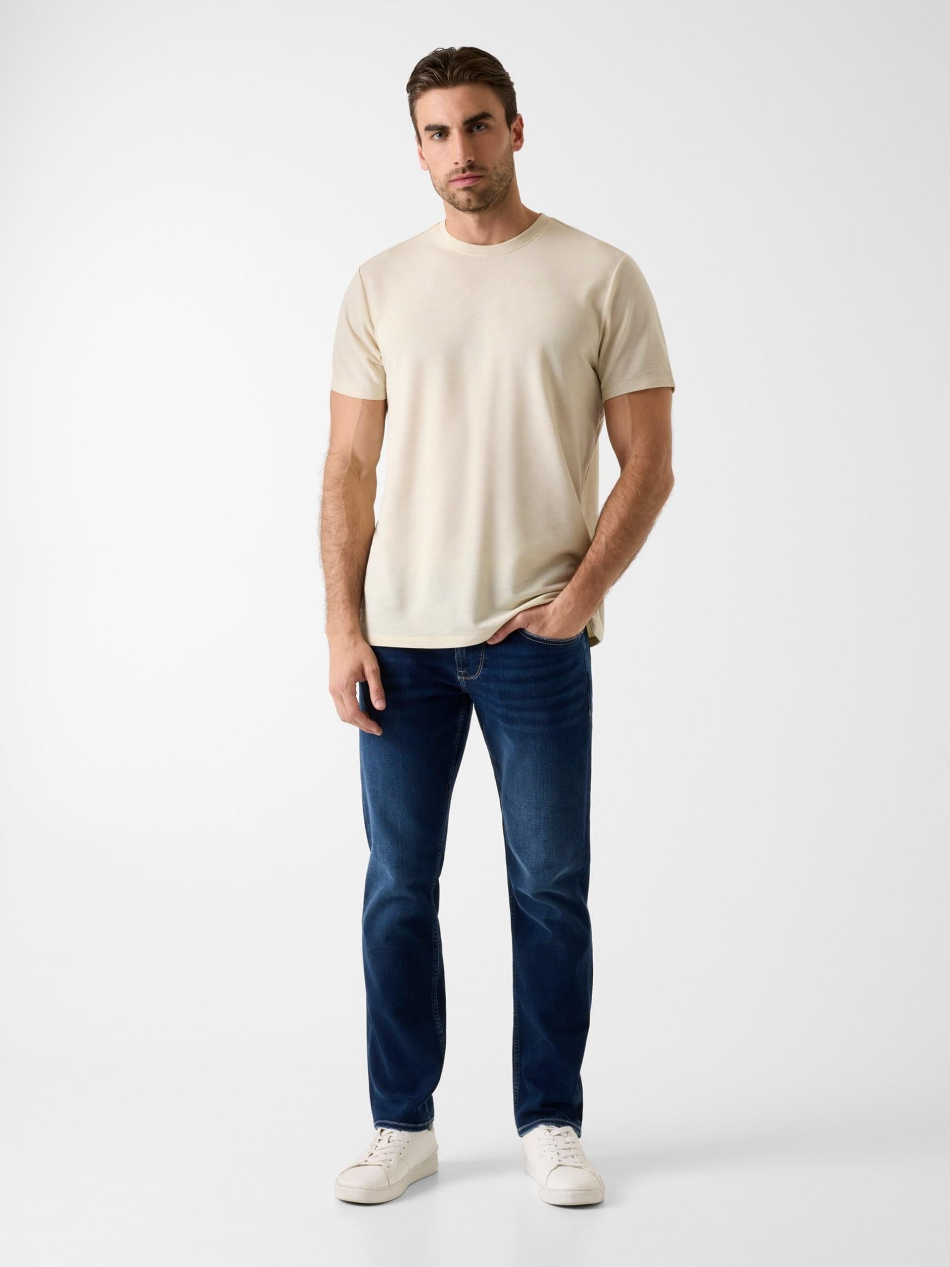 M6RAS2D0632/D3NL GUESS