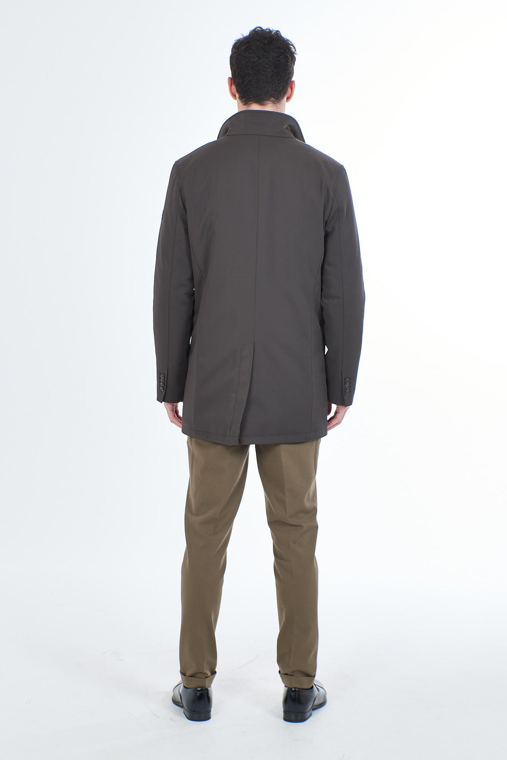 O815 KB00/0232 YES ZEE