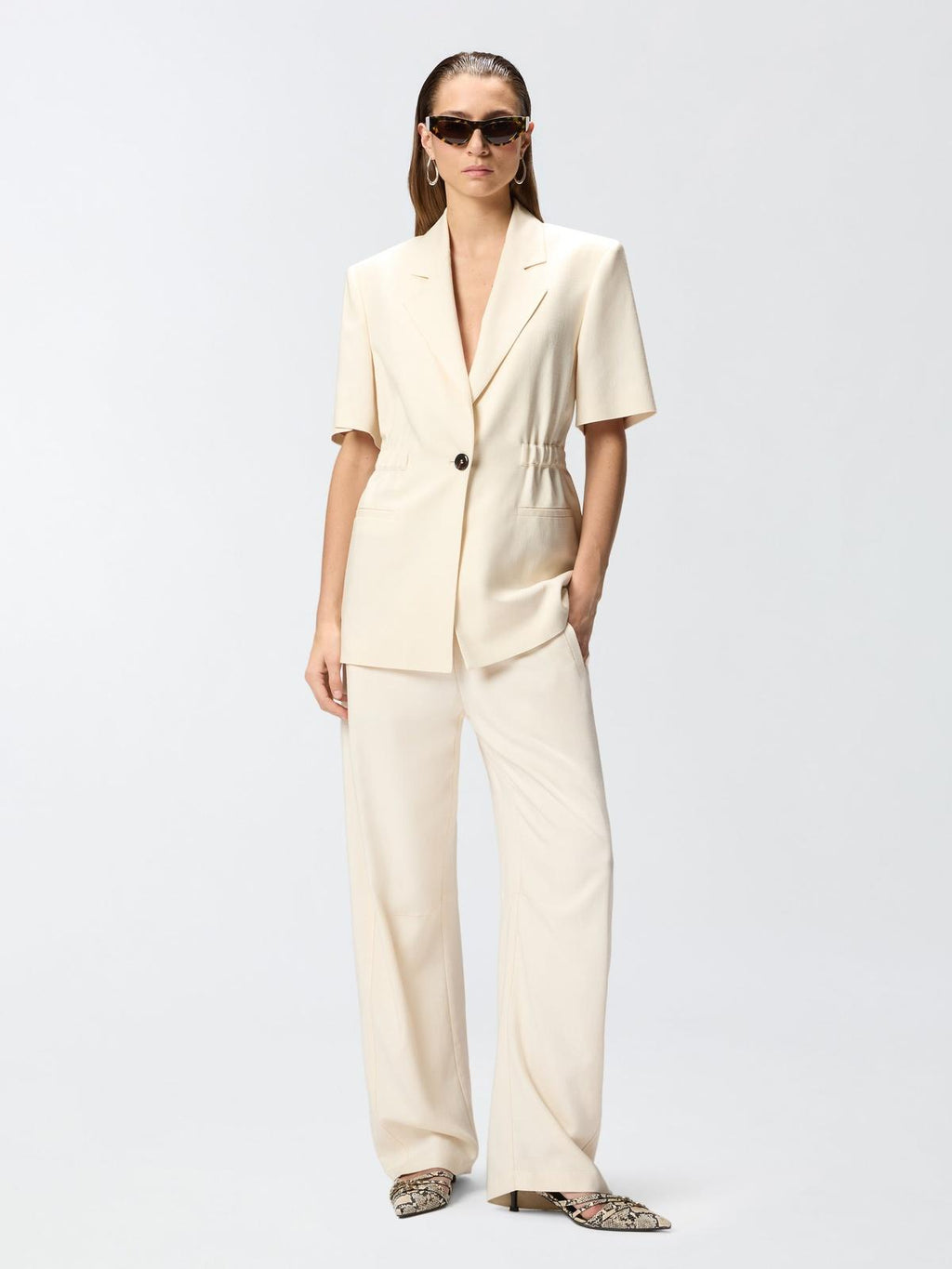 106492 A2W6/C00 PINKO