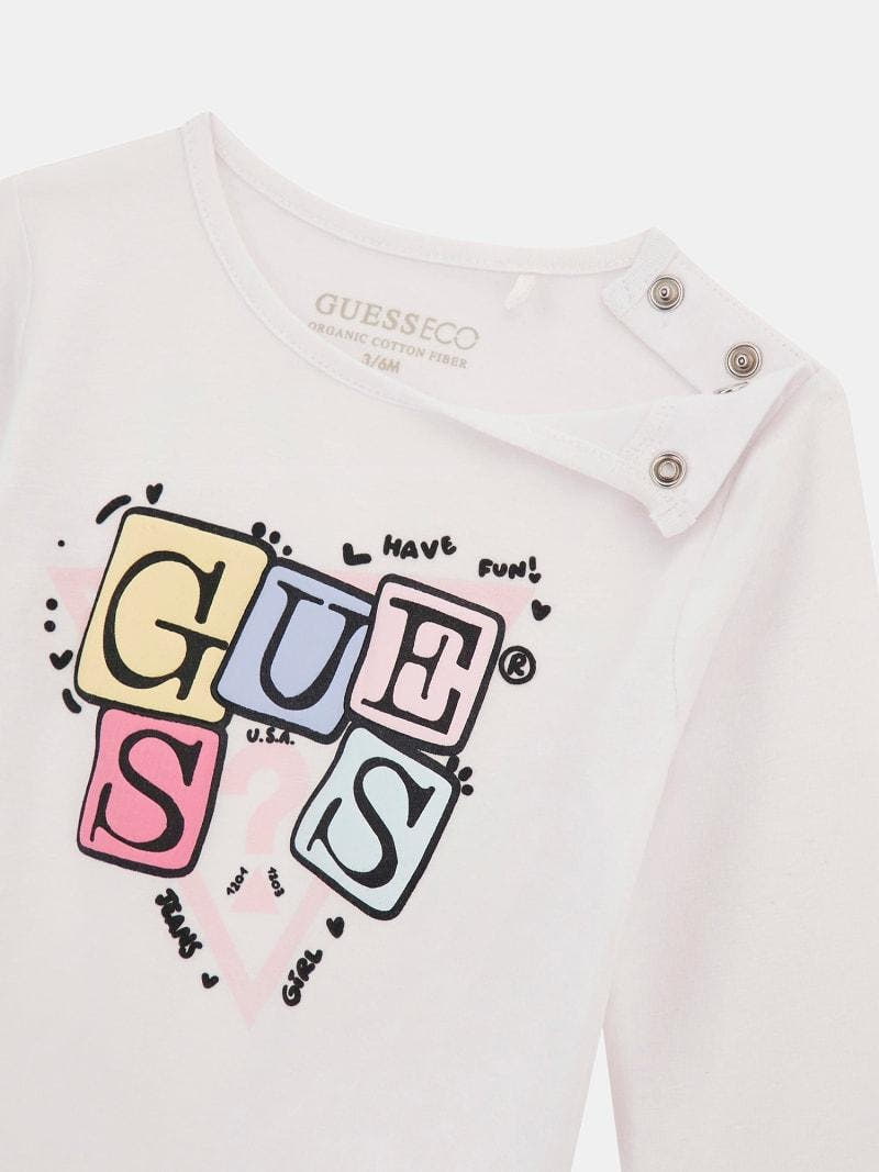 A5YI00K6YW4/G011 GUESS