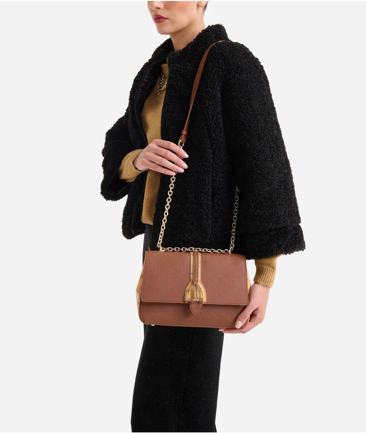 LD57 T407/0548 Alviero Martini 1ª CLASSE