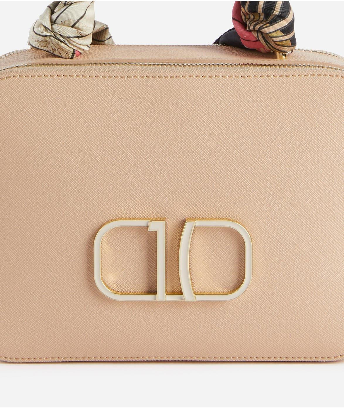 LC08 F407/0535 Alviero Martini 1ª CLASSE