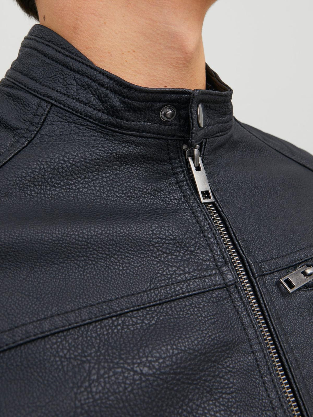 12147218/Black PU JACK AND JONES