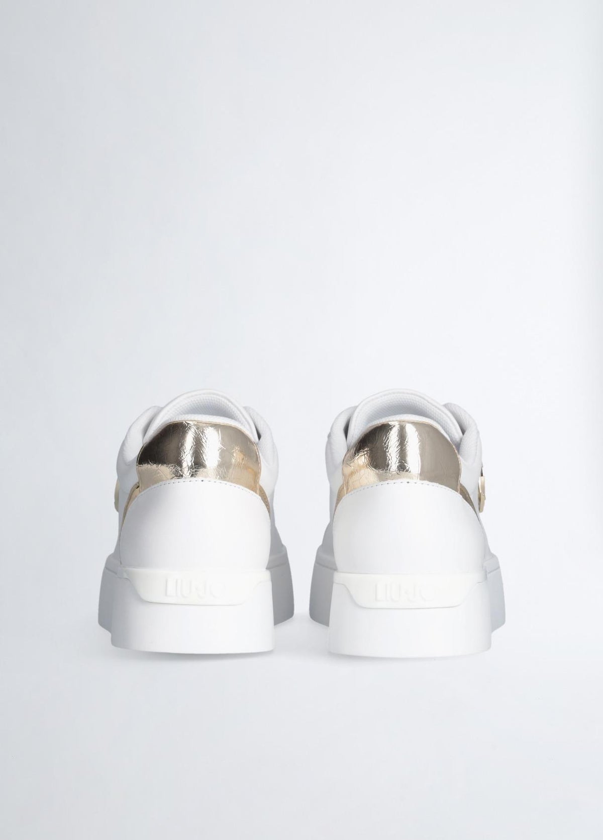 PRETTY 06 - SNEAKER 