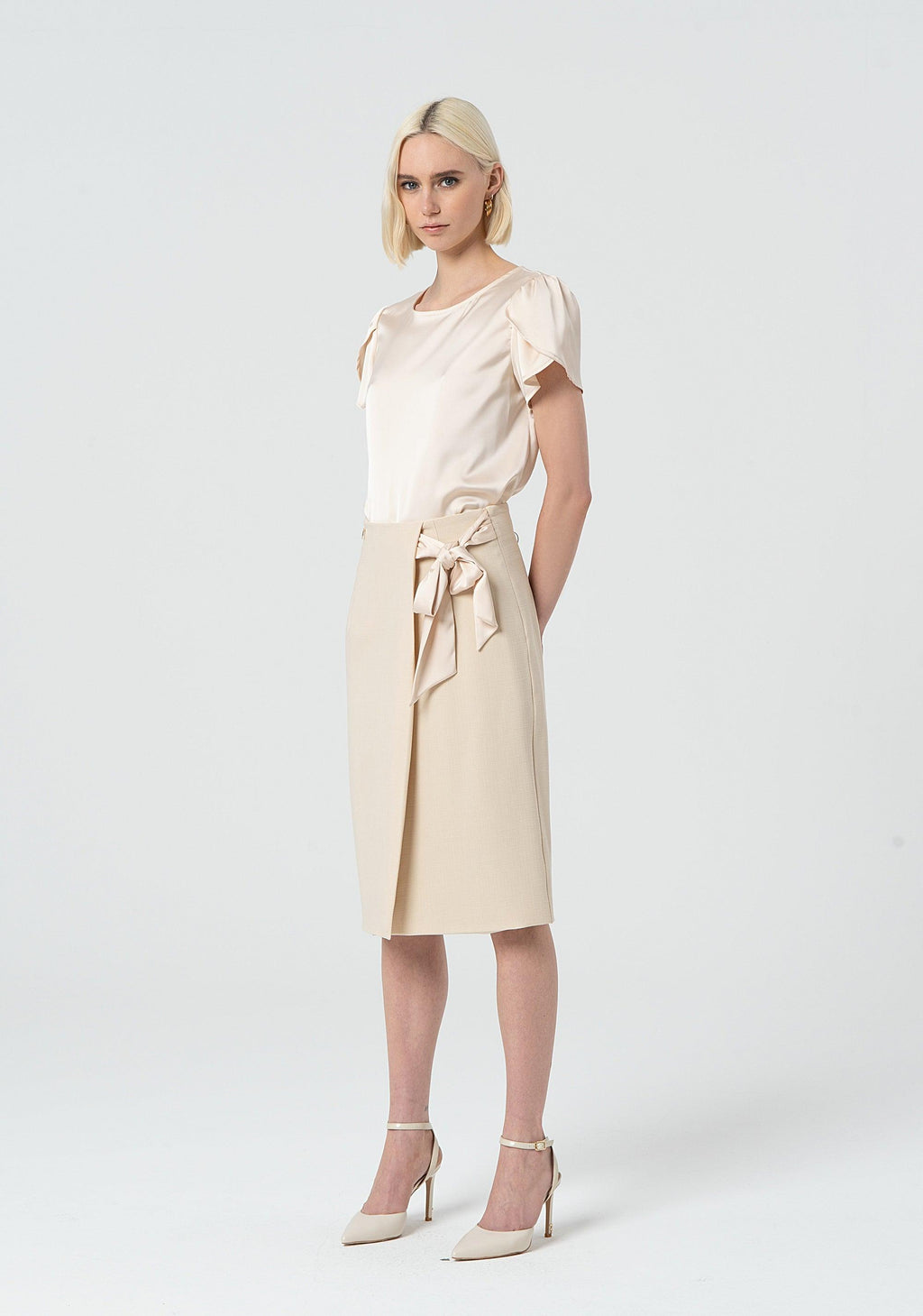 MIDI SKIRT WITH FAKE BOW CLOSURE SA 