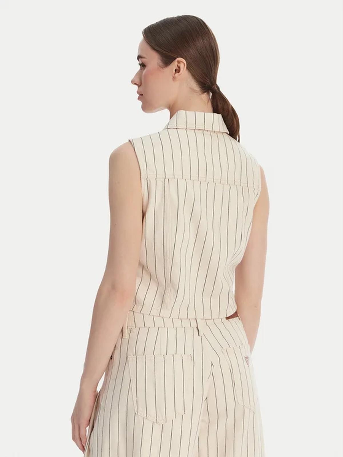 W6GHZ9D7961/GHCK GUESS