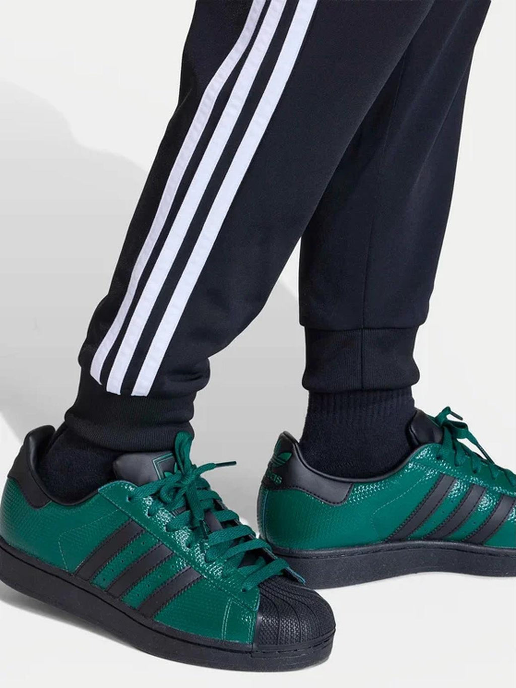 SST TRACK PANTS     BLACK/WHITE 