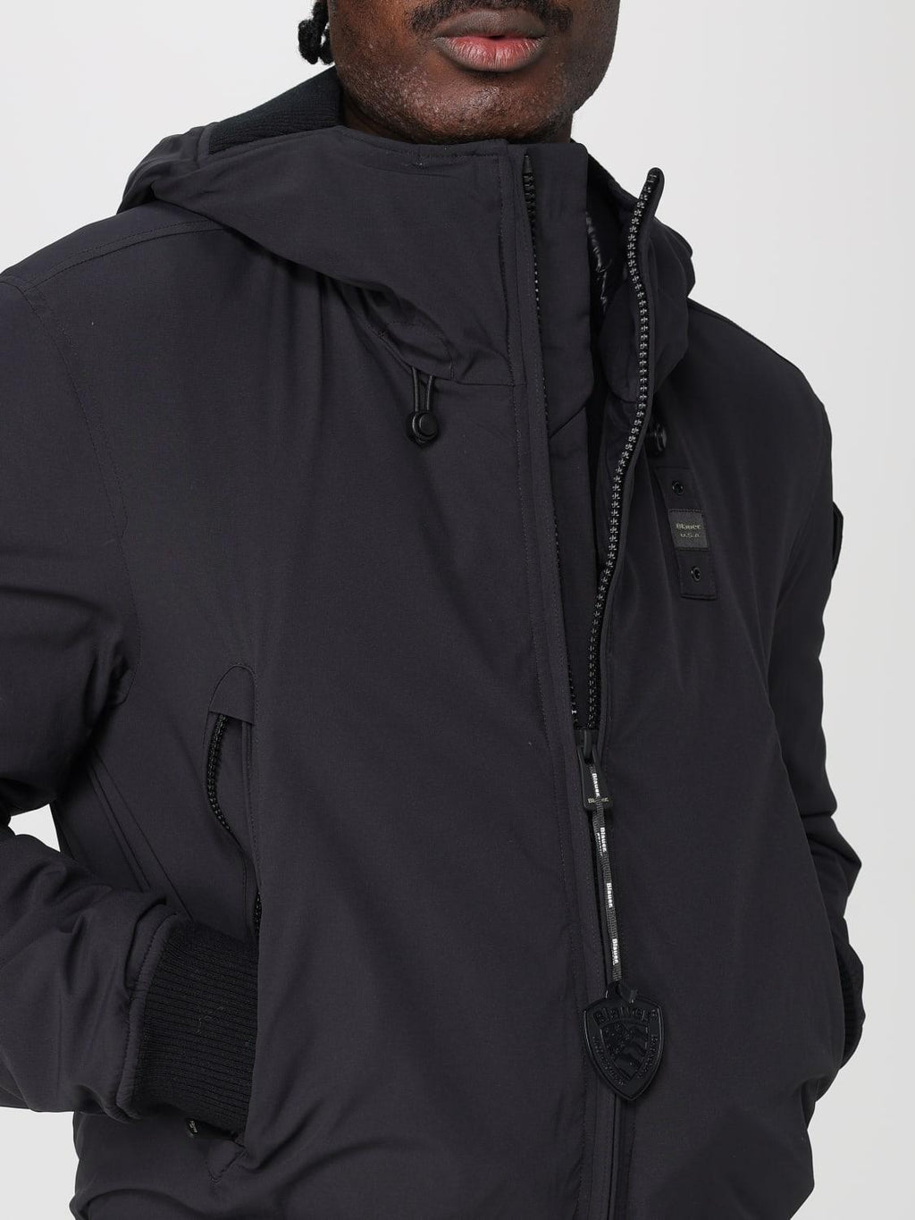 25WBLUC02048 007272/999 BLAUER