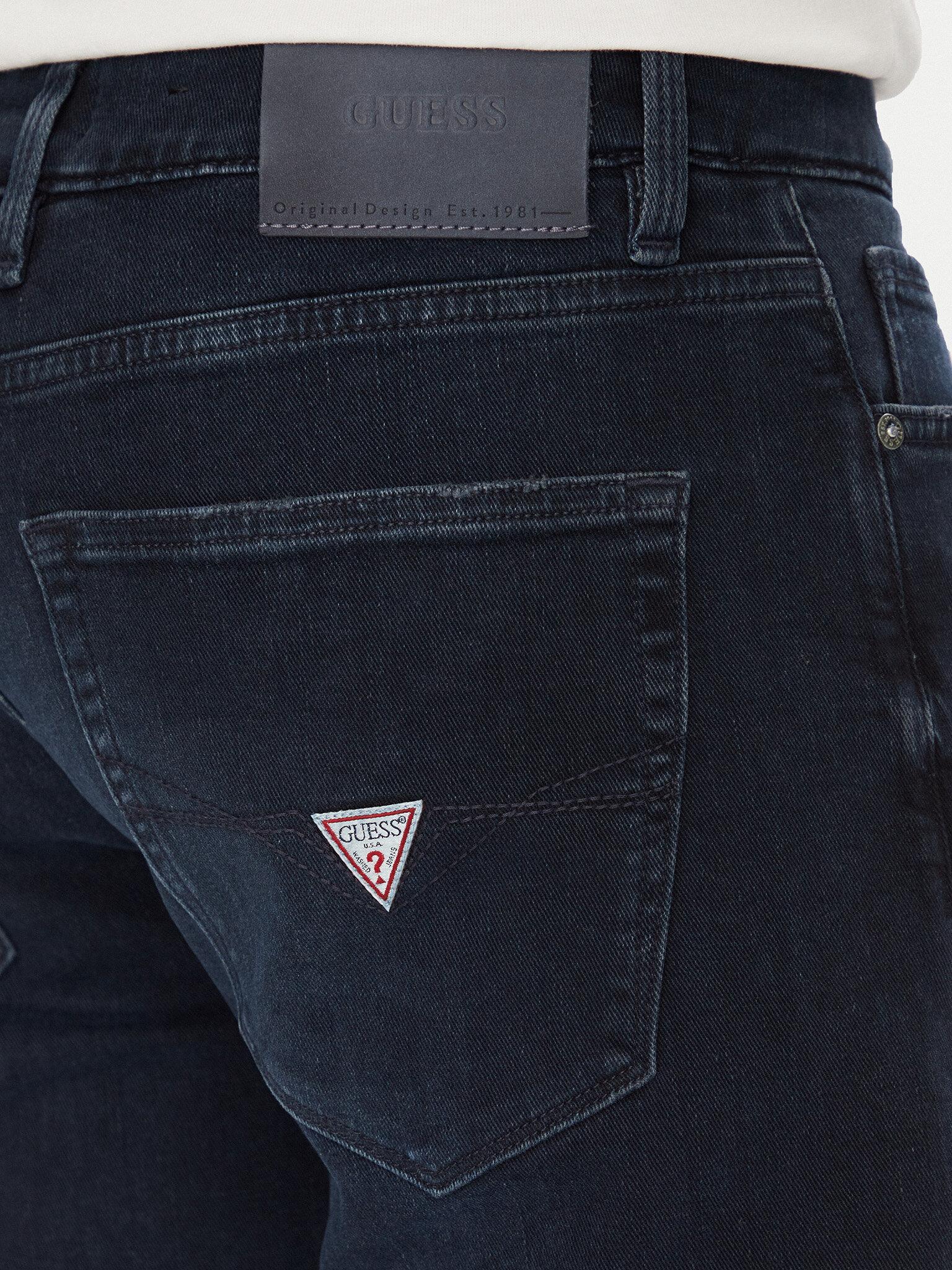 M5YAN2D5Q91/DAD3 GUESS