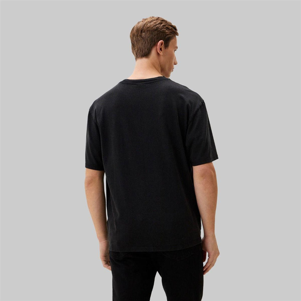 M4BI13K8FQ4/JTMU GUESS