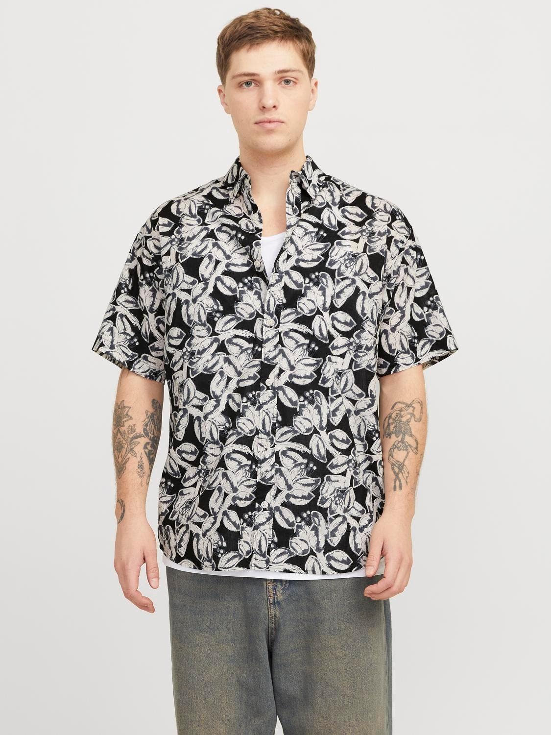 12271089/Black JACK AND JONES