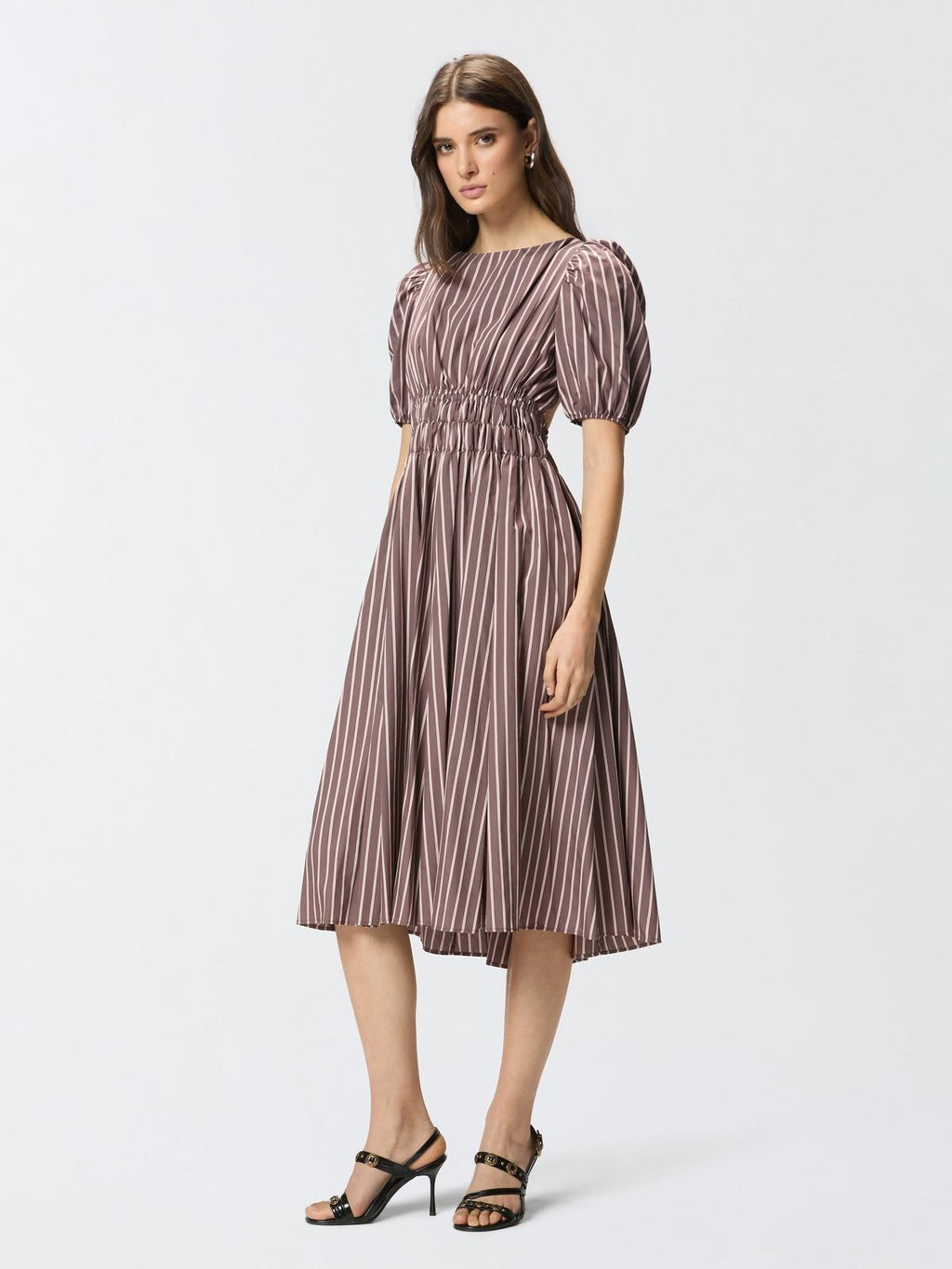 106670 A33Q/LN1 PINKO