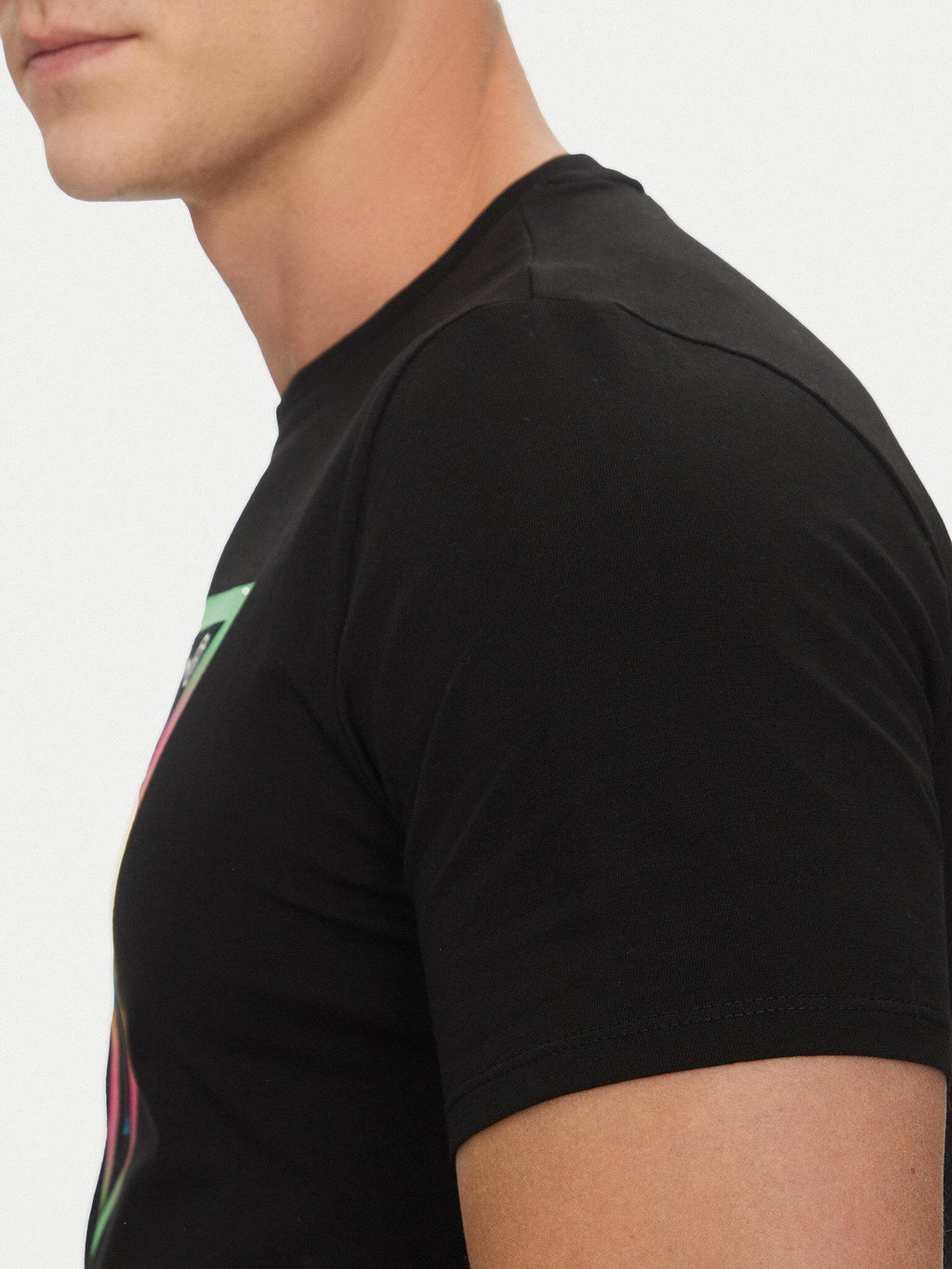 F5GI00J1314/JBLK GUESS